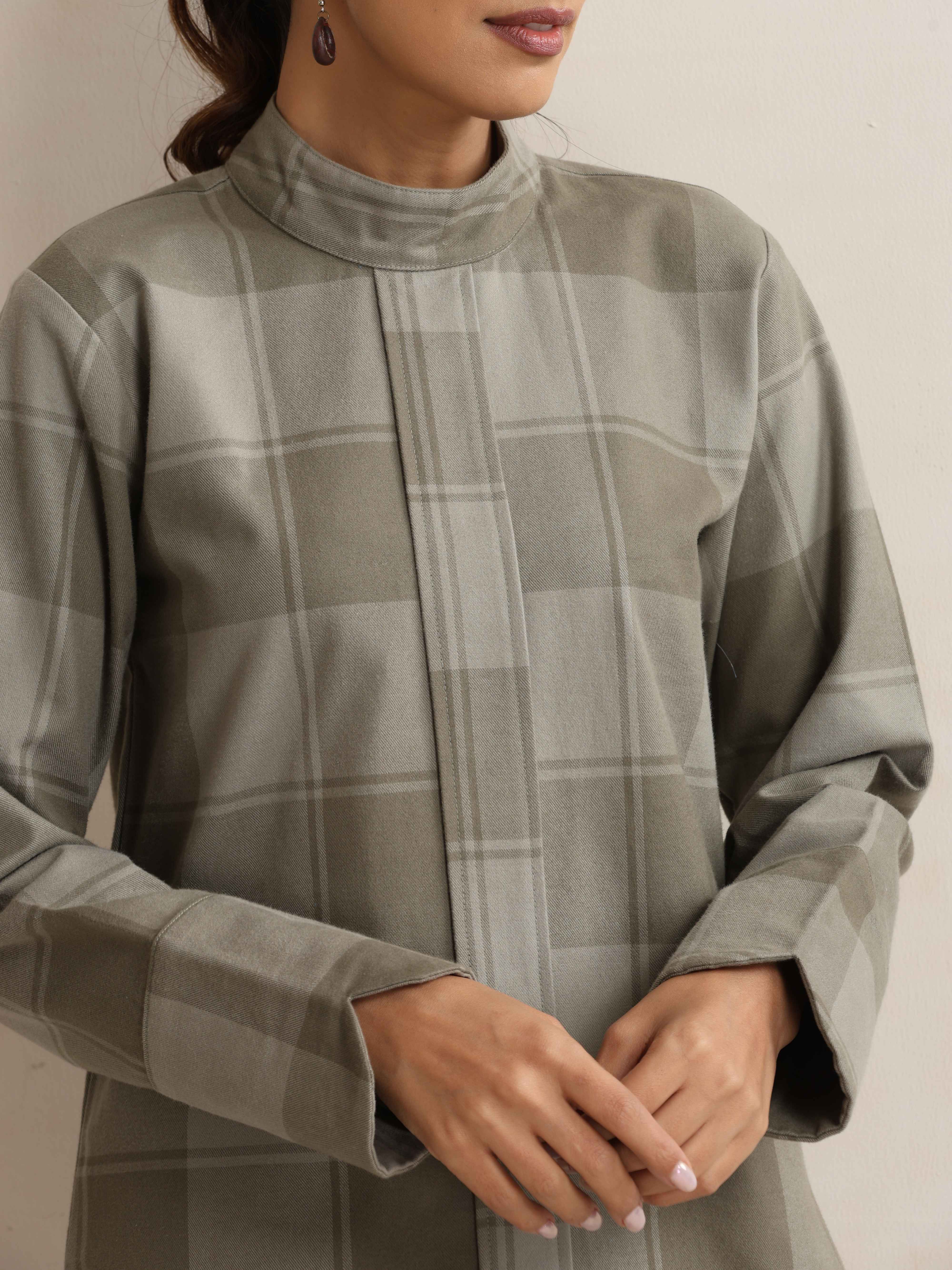 trueBrowns Green Check High Neck Short Kurta - view 5