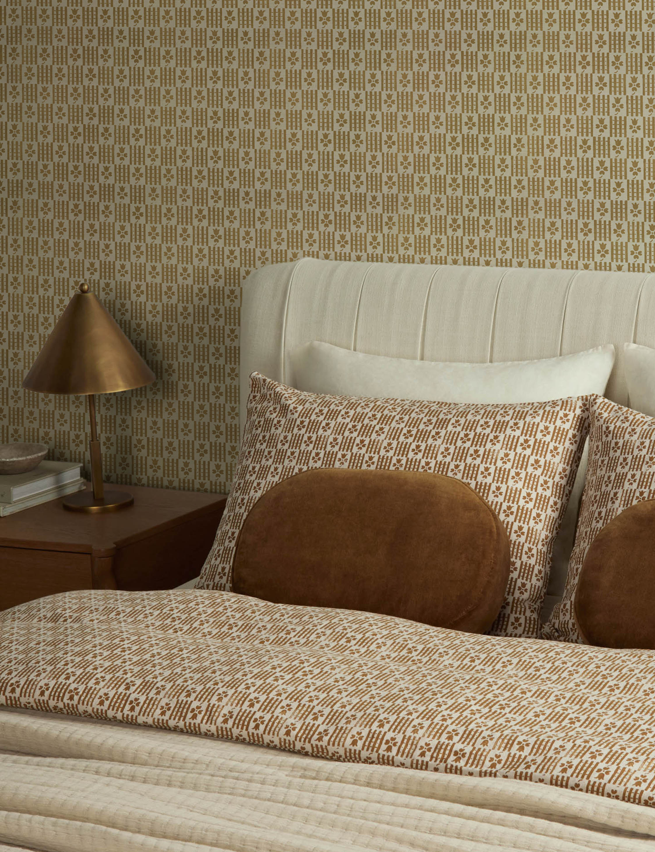 Lulu and Georgia Hedra Grasscloth Wallpaper - view 4
