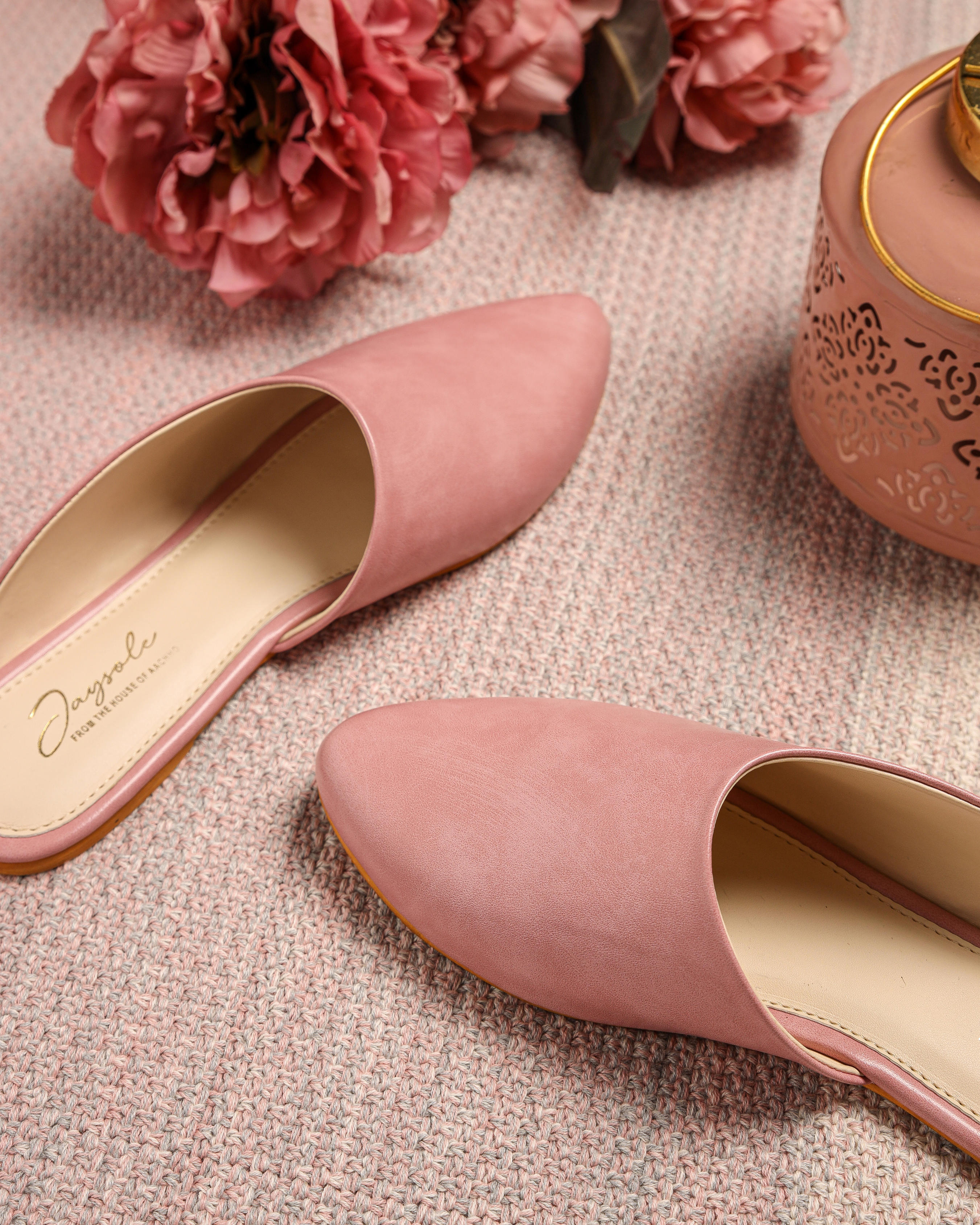 Aachho Cradle Pink Leather Mules
