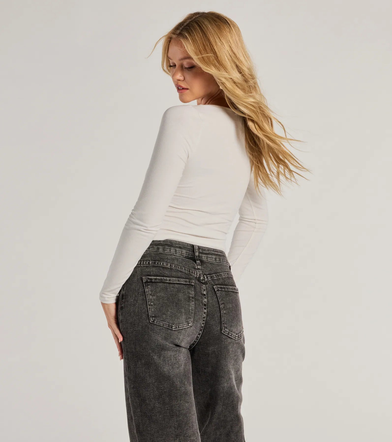 Windsor Back To Basics Cropped Long Sleeve Top - view 6