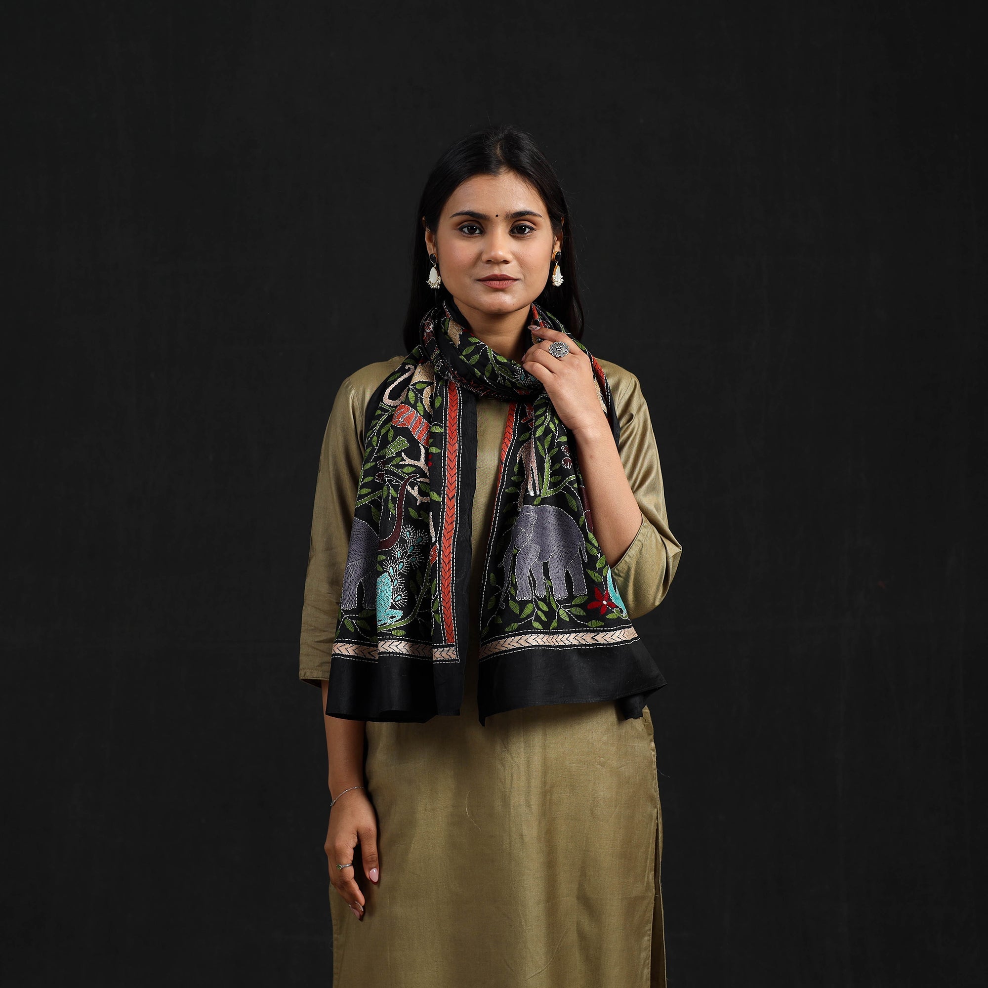KHUSHBASH - HAPPY LOOM OF EAST Black - Handloom Silk Bengal Kantha Work Stole 28 - view 2