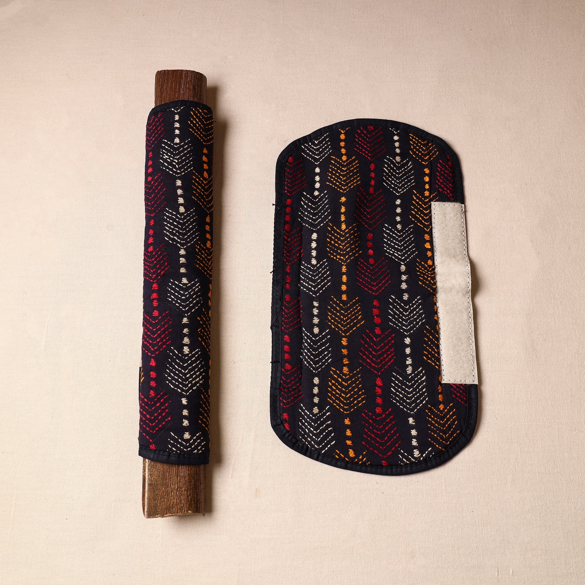 ASALKAAR Black - Bengal Kantha Work Handmade Fridge Handle Cover (Set of 2) 13