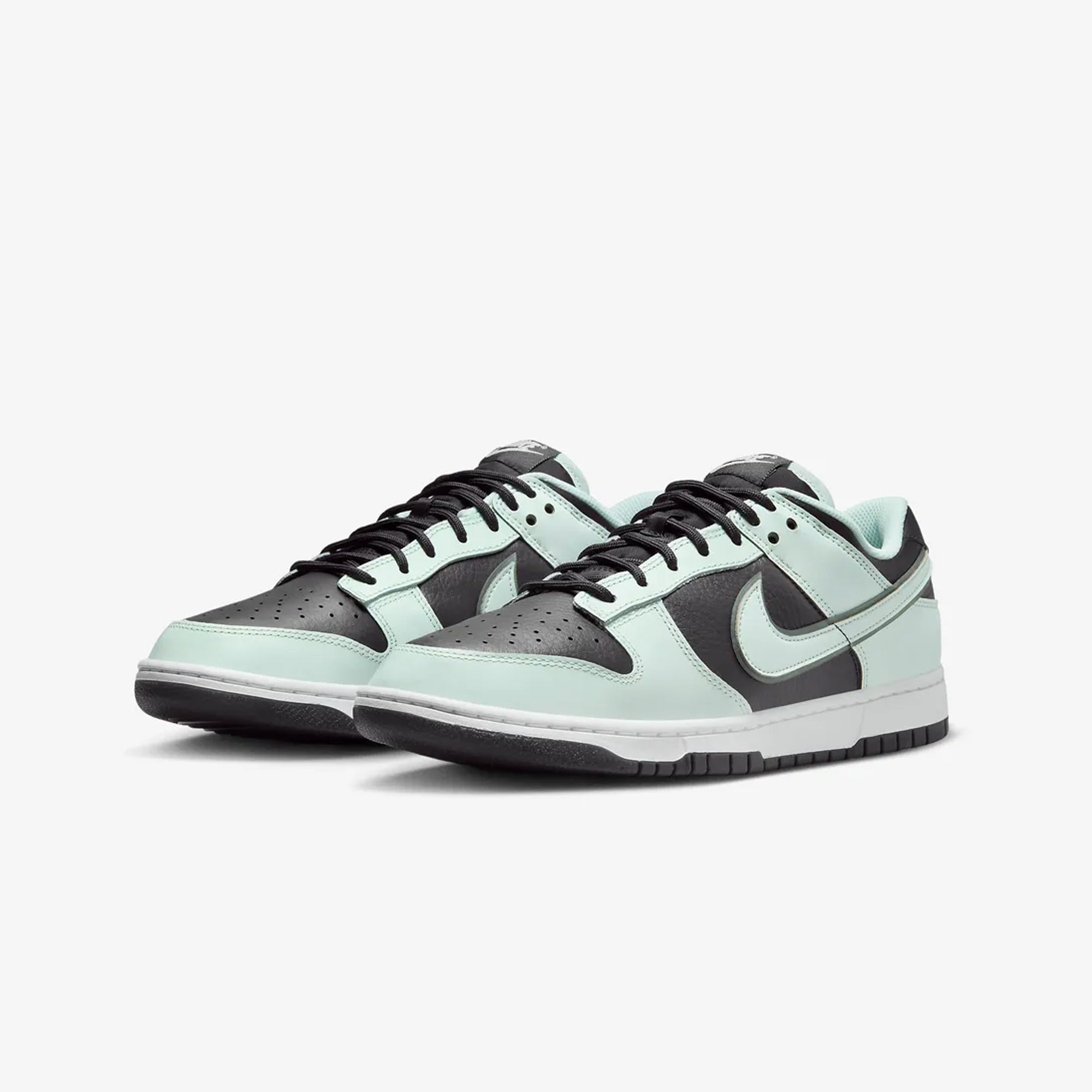 Nike | DUNK LOW RETRO PREMIUM { DK SMOKE GREY/BARELY GREEN-WHITE