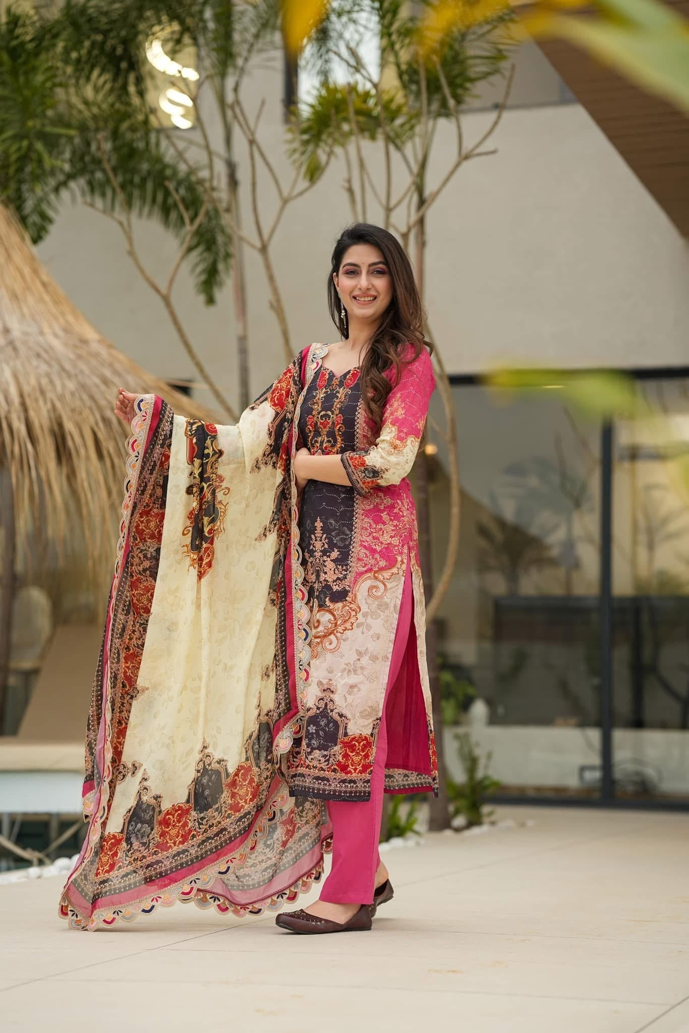 Idaho0 Saadhvi muslin suit set