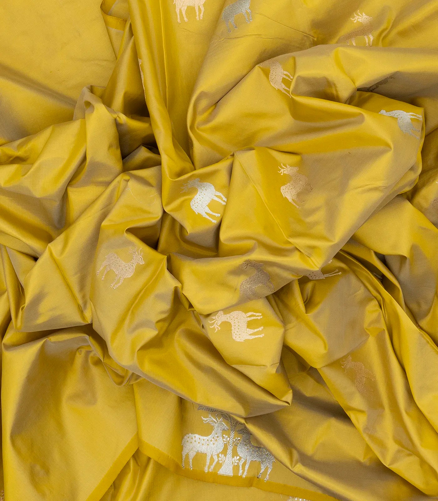 RmKV Gold Handloom Banarasi Silk Saree With Deer Buttas - view 7