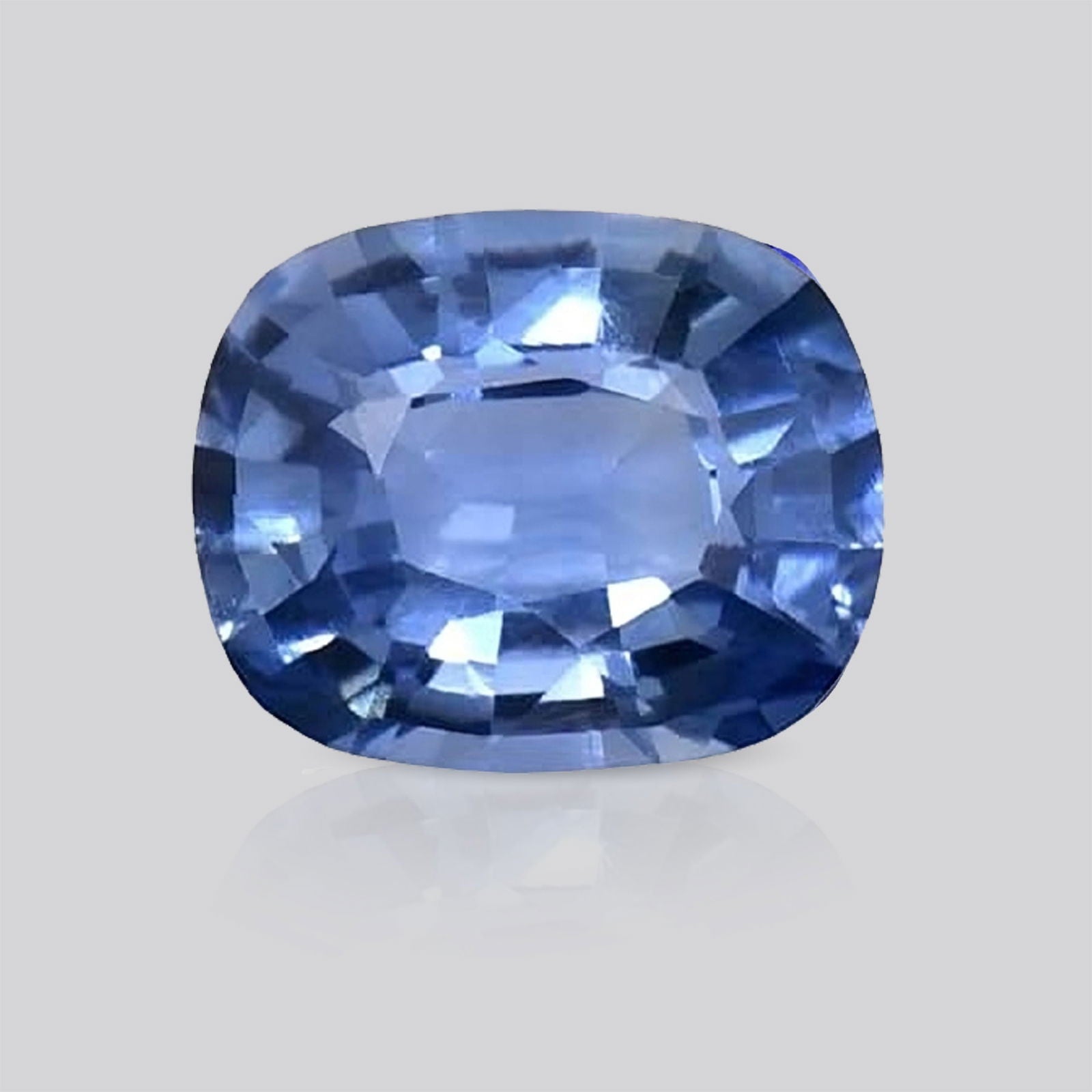Gemsmantra Blue Sapphire (3.894 Ratti, 3.54 Carat)