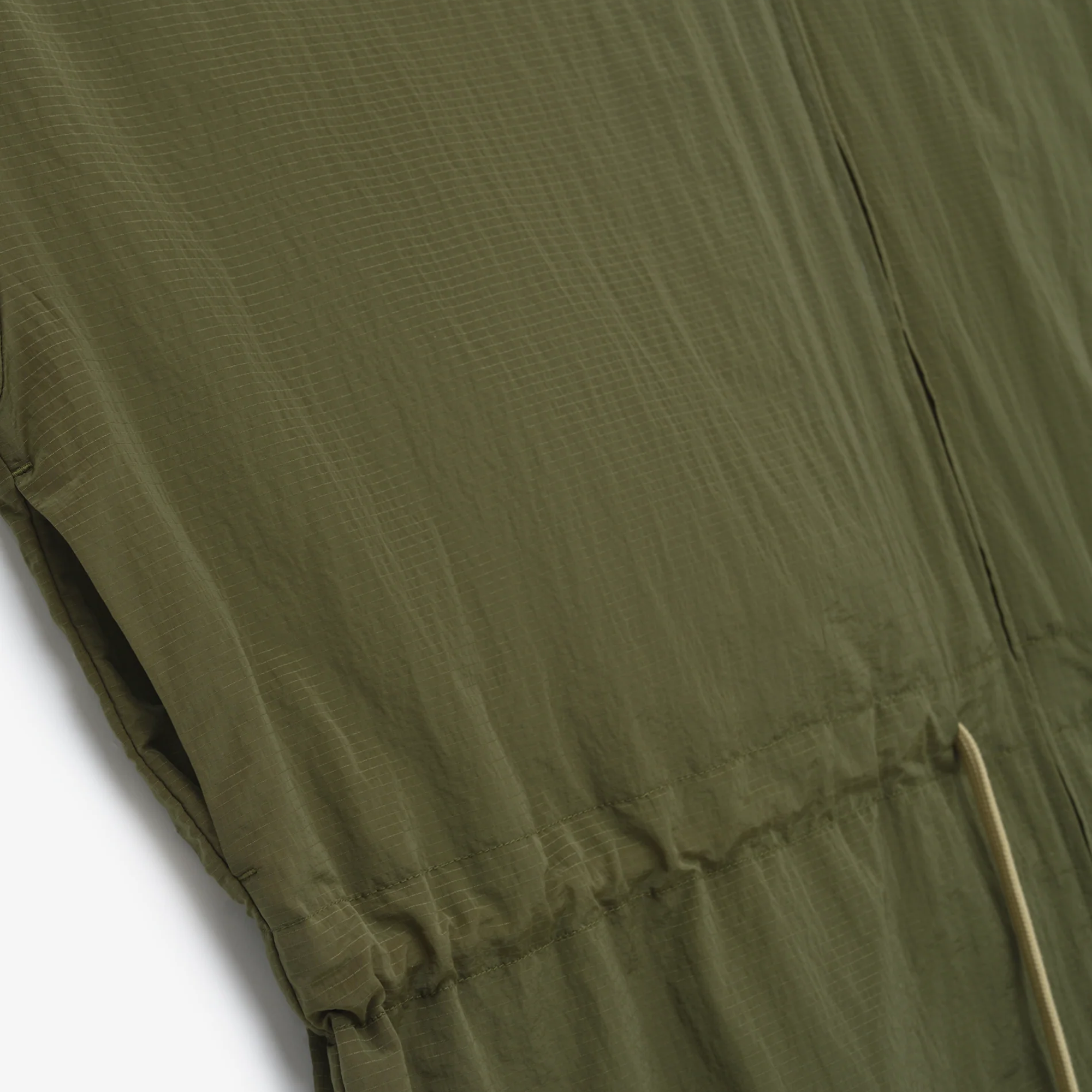 Fear Of God Essentials SS25 Ripstop Mockneck Anorak Military - view 3
