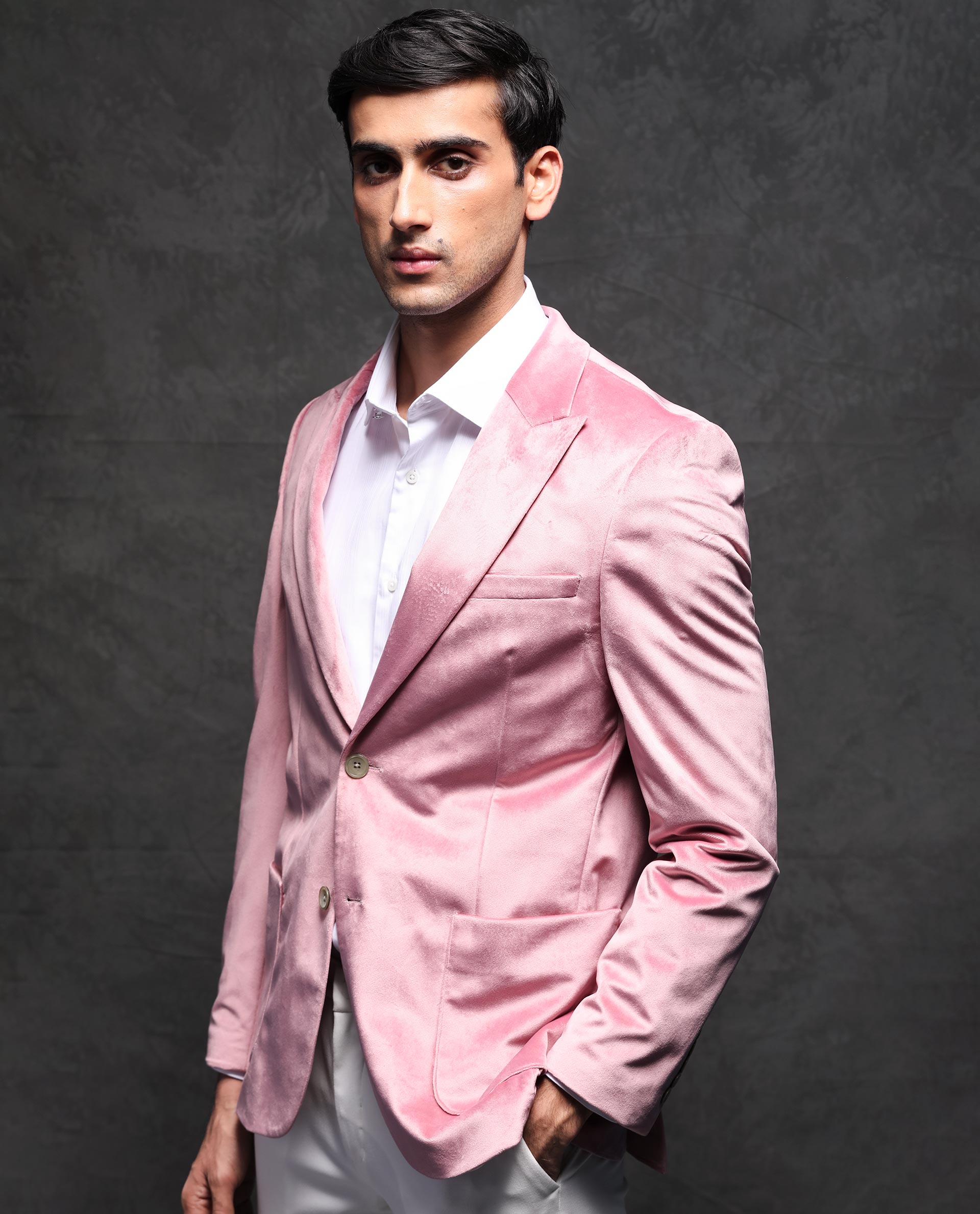 Rare Rabbit Men's Mazey Pink Polyester Fabric Peak Lapel Single Breasted Tailored Fit Velvet Blazer - view 8