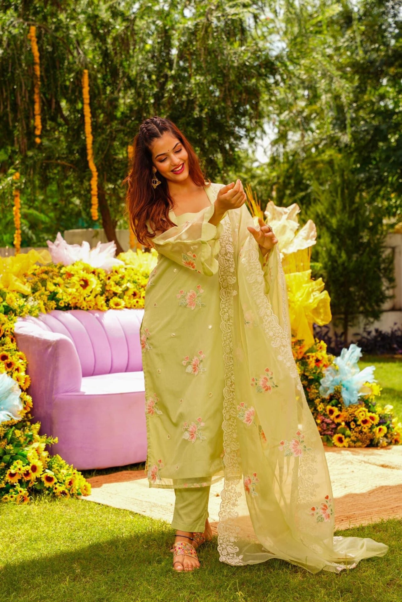 Idaho-o Verdant Floral Organza Suit Set - view 2