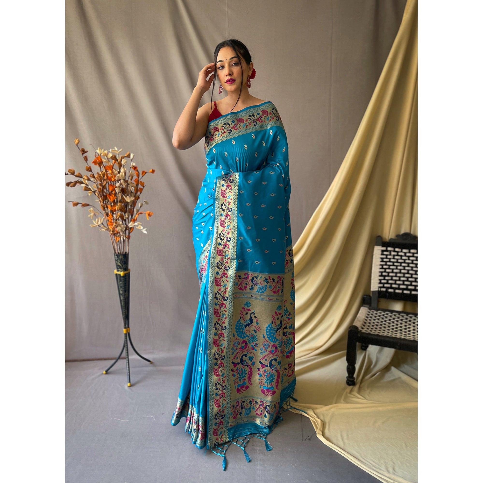TASARIKA COUTURE Blue - Paithani Firozi Paithani Silk Handwork Saree - view 2