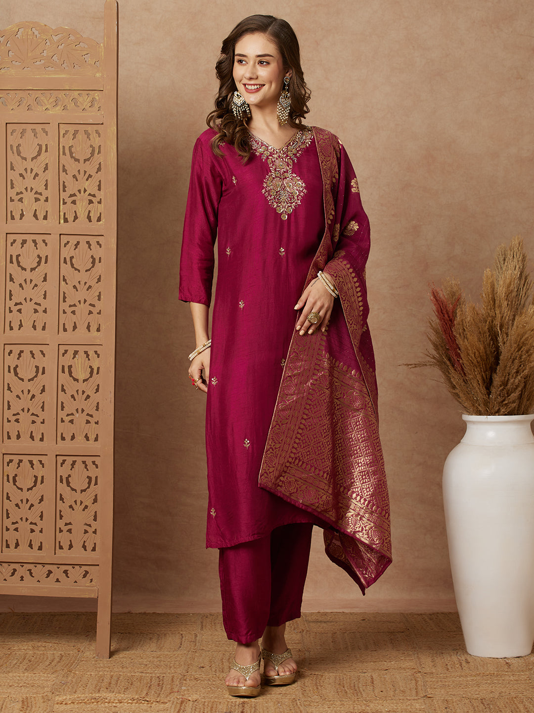 Fashor Ethnic Hand Embroidered Straight Fit Kurta with Pant & Dupatta - Purple - view 2