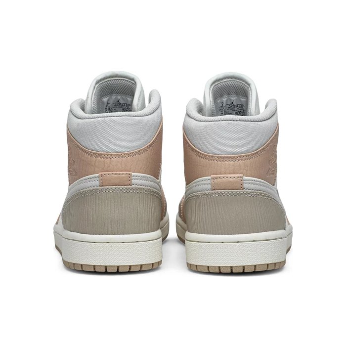 HYPE ELIXIR Air Jordan 1 Mid Milan - view 3
