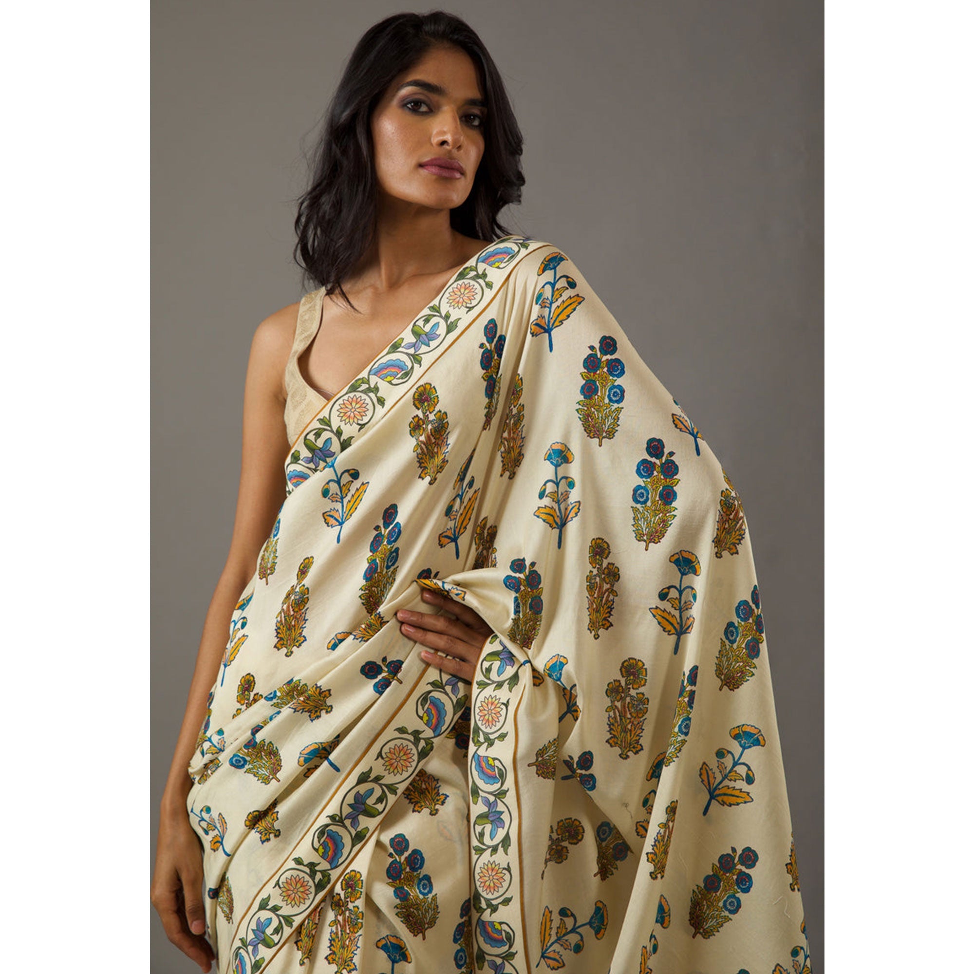 Peachmode Cream Floral Printed Chiffon Saree – Women's - view 6