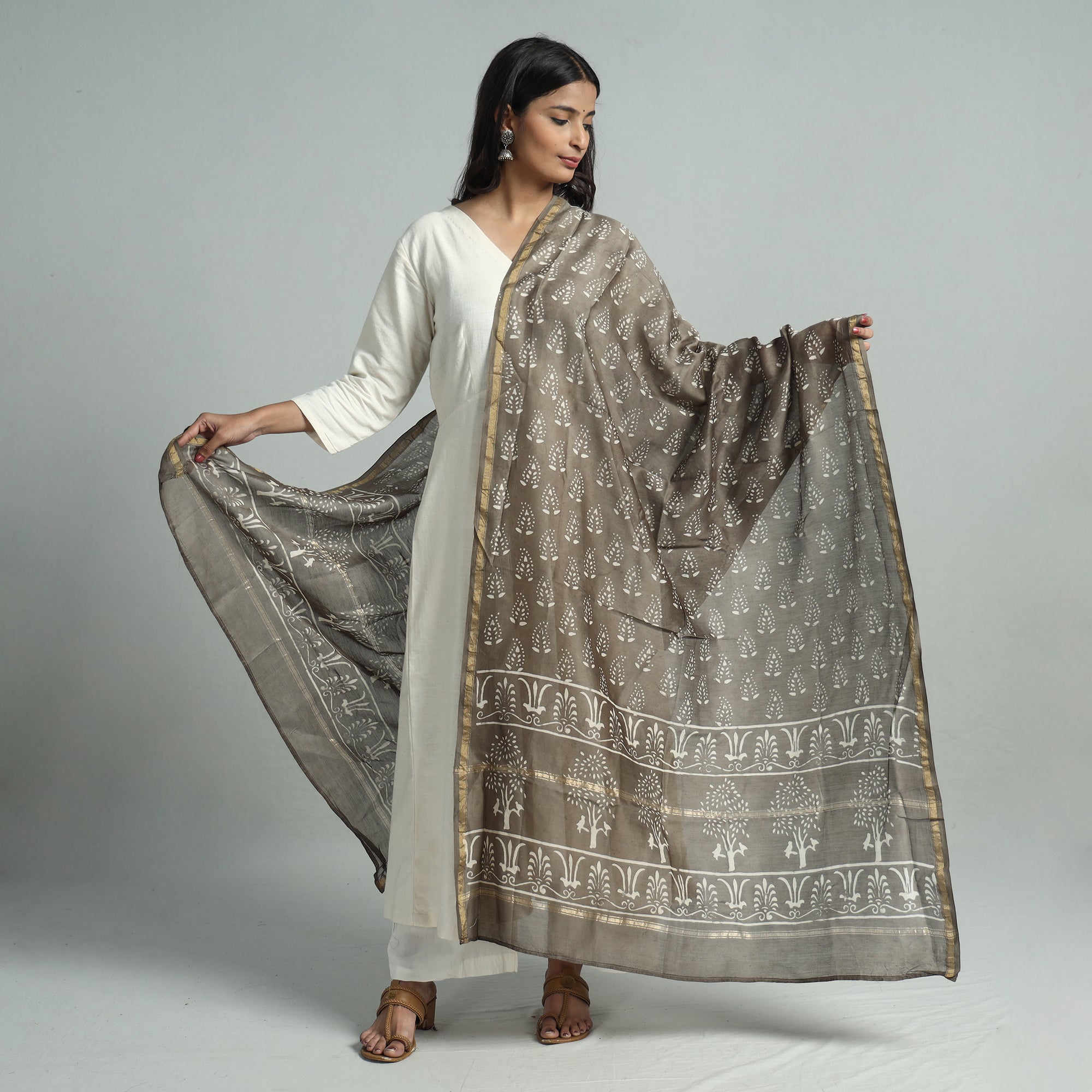 HAVELI CHRONICLES Brown - Pipad Block Printed Handloom Chanderi Silk Dupatta 77 - view 2