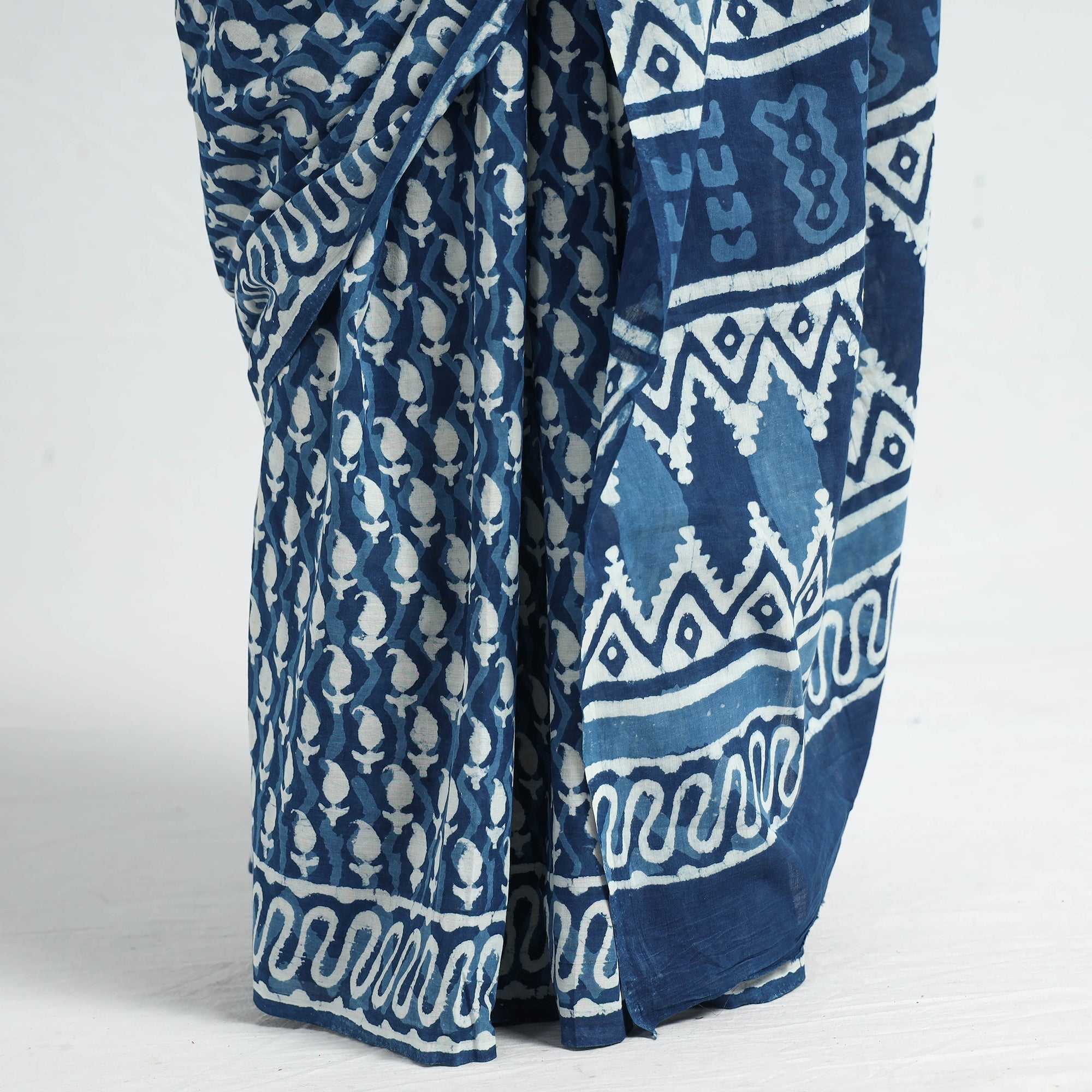 ARTISAN HAND BLOCK PRINTS Blue - Bagru Dabu Block Printed Mul Cotton Saree - view 5