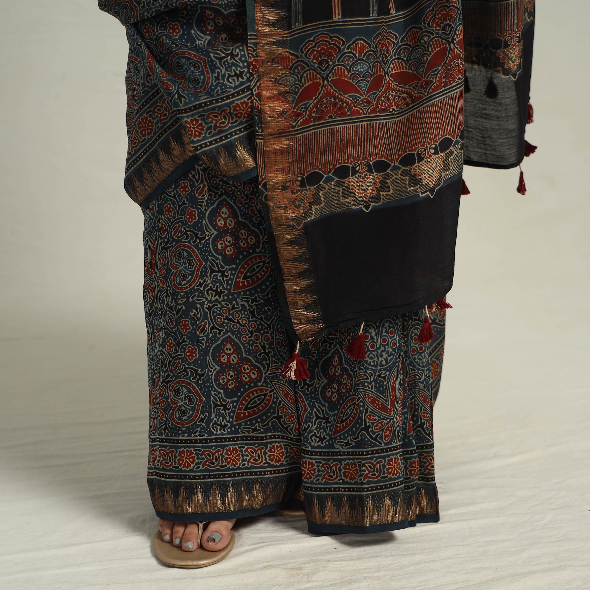 RIYAZ ABDULMAJID KHATRI - AJRAKH Blue - Block Printed Chanderi Silk Ajrakh Saree 12 - view 5