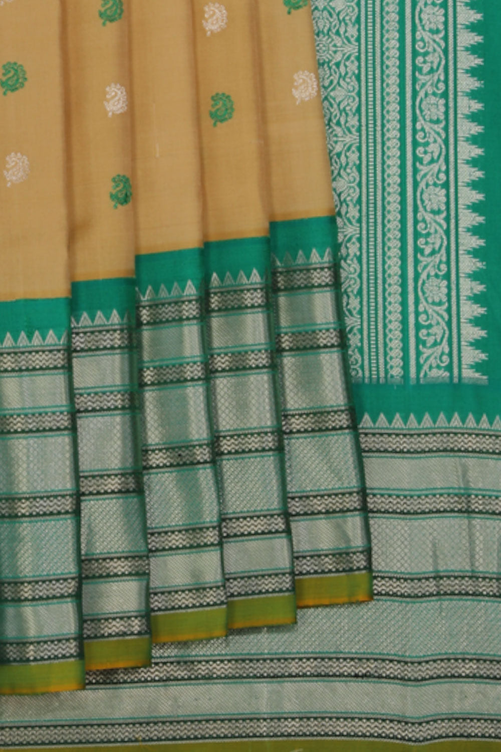 Kalanjali Gadwal Beige Saree – Women's