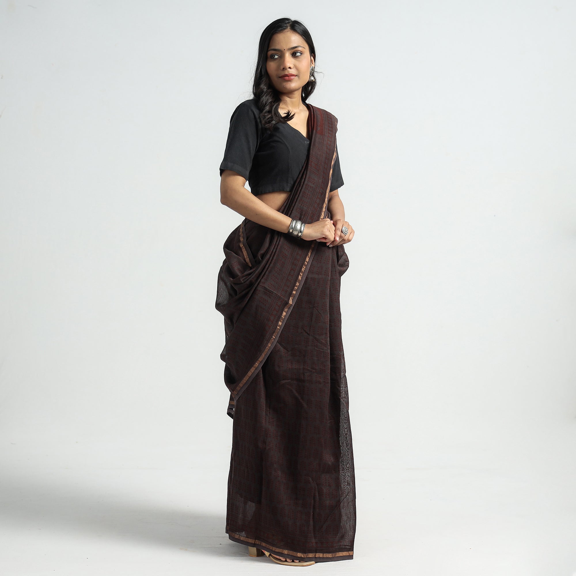 BAGH PRINTS BY MOHAMMED BILAL KHATRI Brown - Bagh Hand Block Printed Natural Dyed Chanderi Silk Saree - view 3
