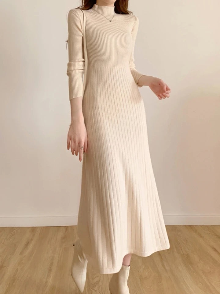 Alamode By Akanksha Misty Premium Woolen Knitted Midi Dress - view 9