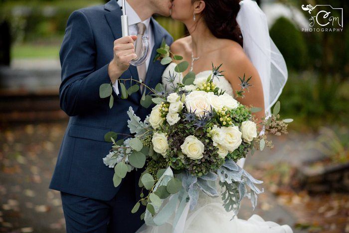 fiftyflowers.com Antique Garden Love Story