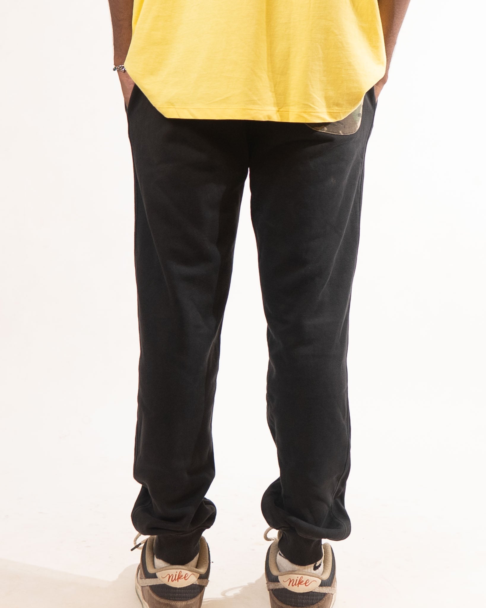 AAPE BY BAPE Bape Black Classic Sweatpants - view 4