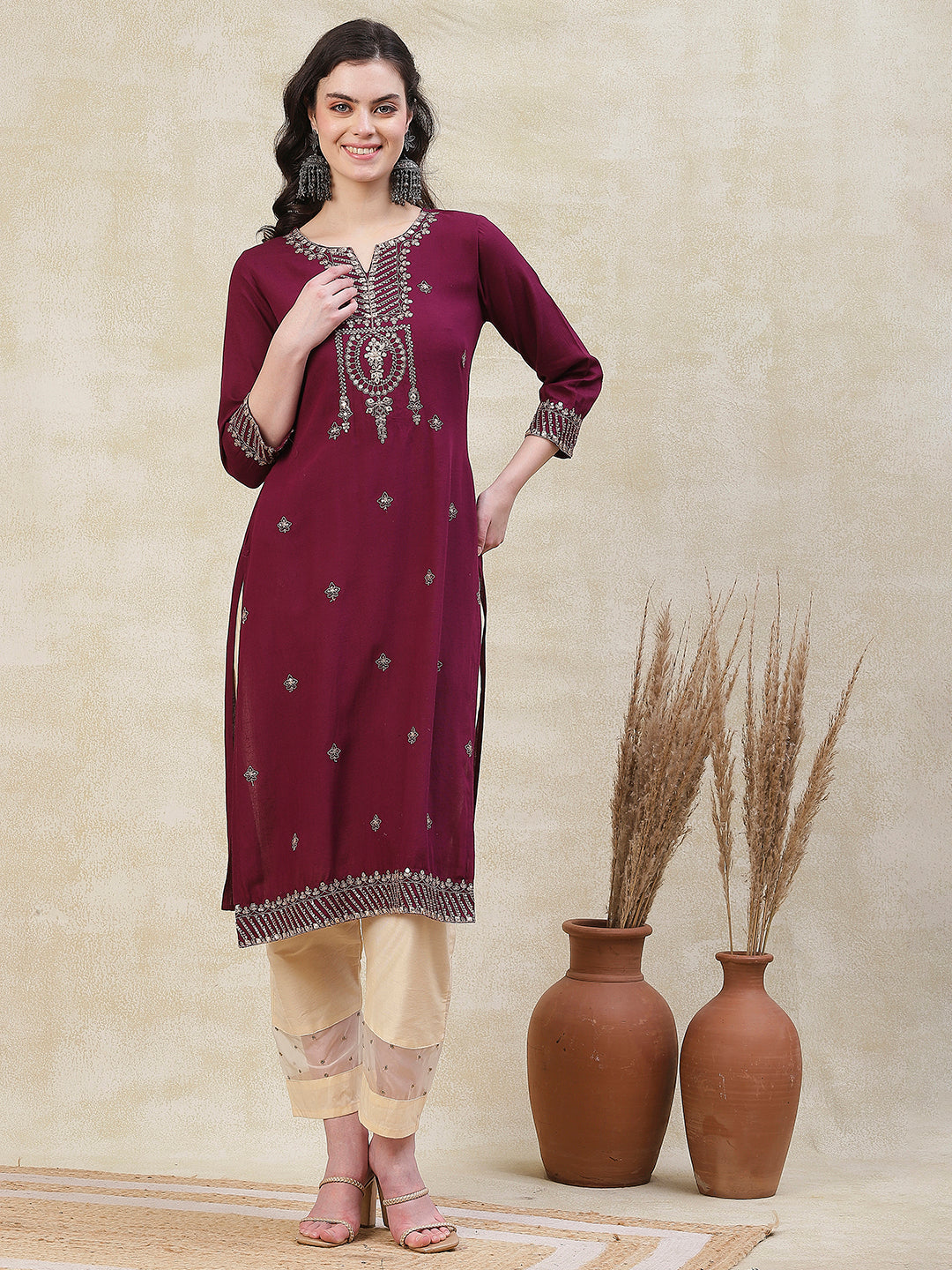 Fashor Solid Zari, Mirror & Sequins Embroidered Kurta - Mauve - view 3