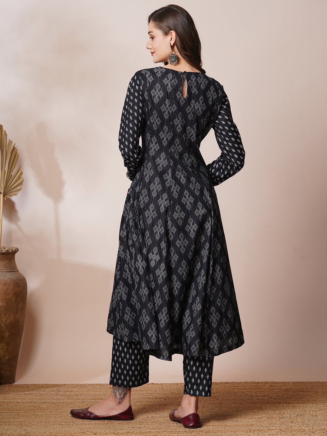 FASHOR Ethnic Printed & Mirror Embroidered Anarkali Flared Kurta with Pant - Black - view 6