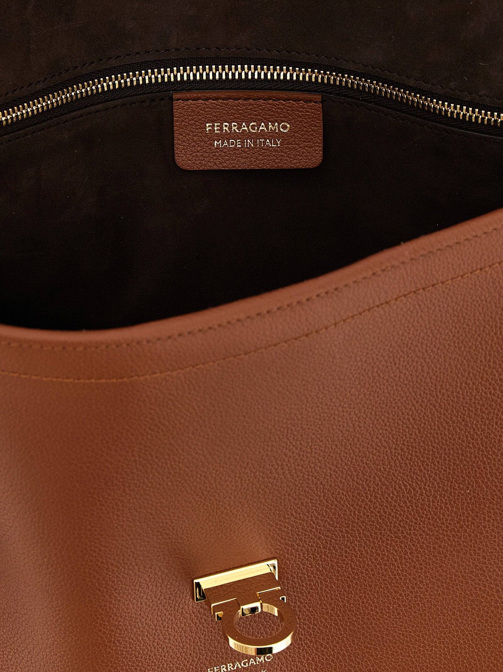 Ferragamo Sofia 2026 (l) Shoulder Bag - view 4