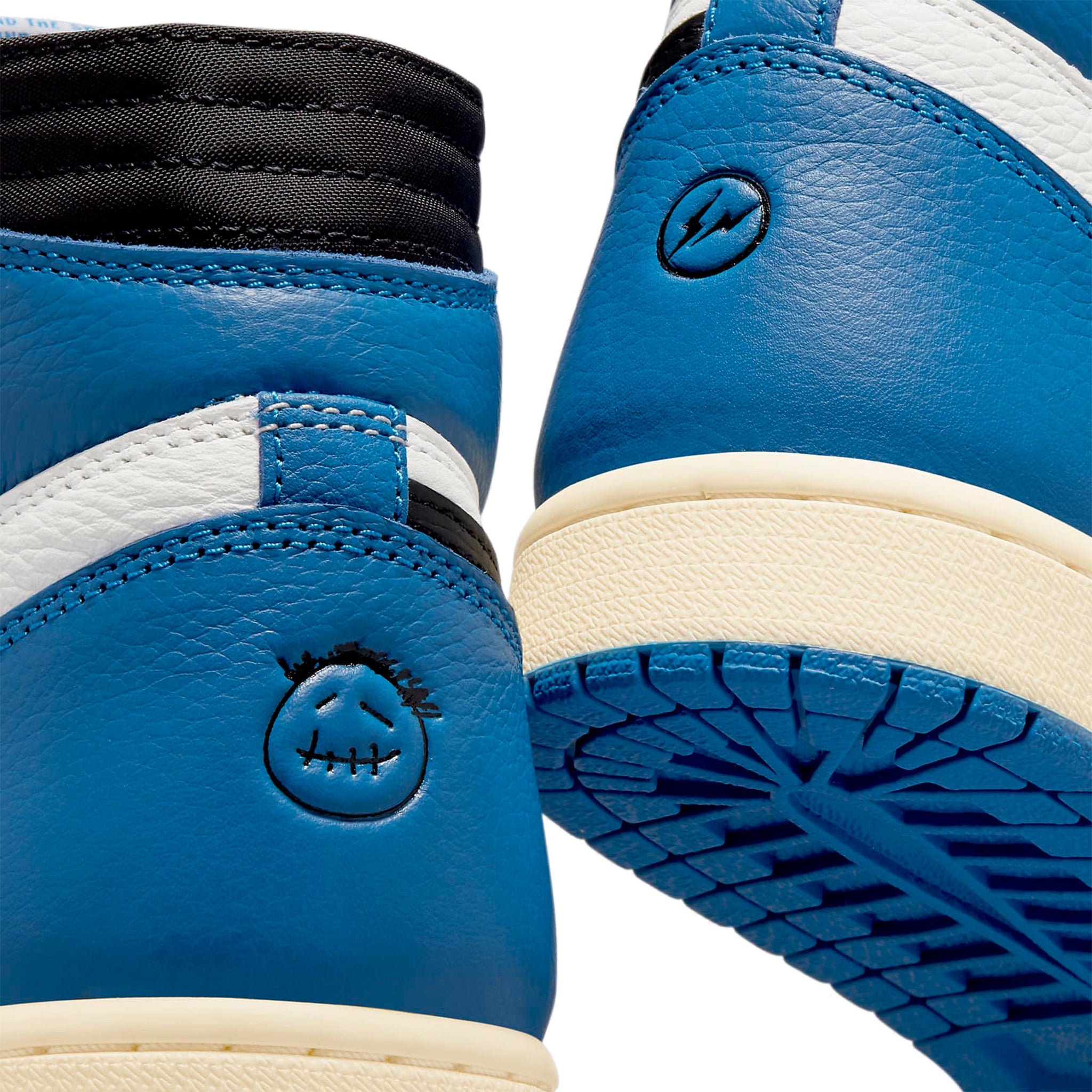 Travis Scott x Air Jordan 1 High OG SP Fragment Design - view 6