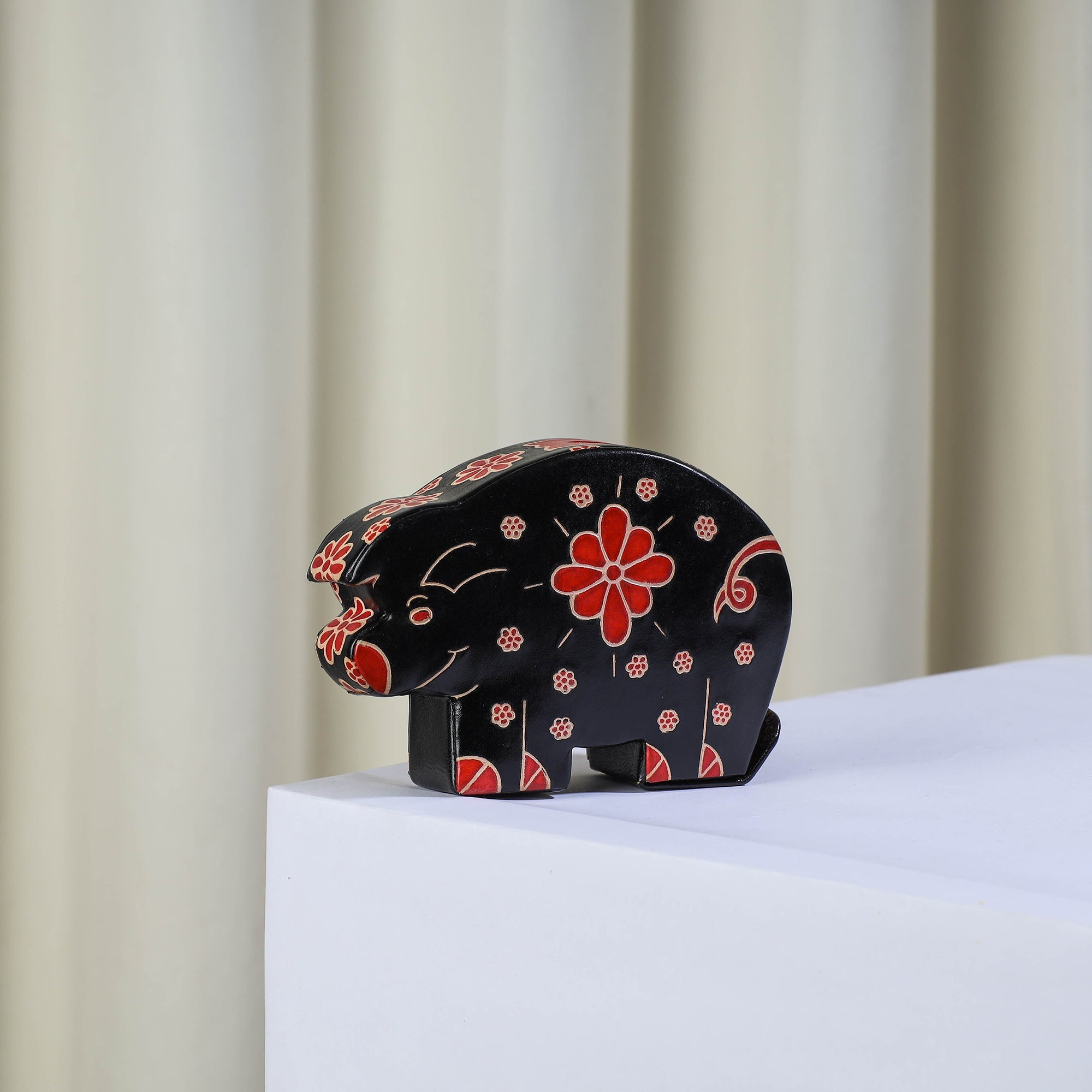 SASHA Black Pig - Handcrafted Leather Money Bank