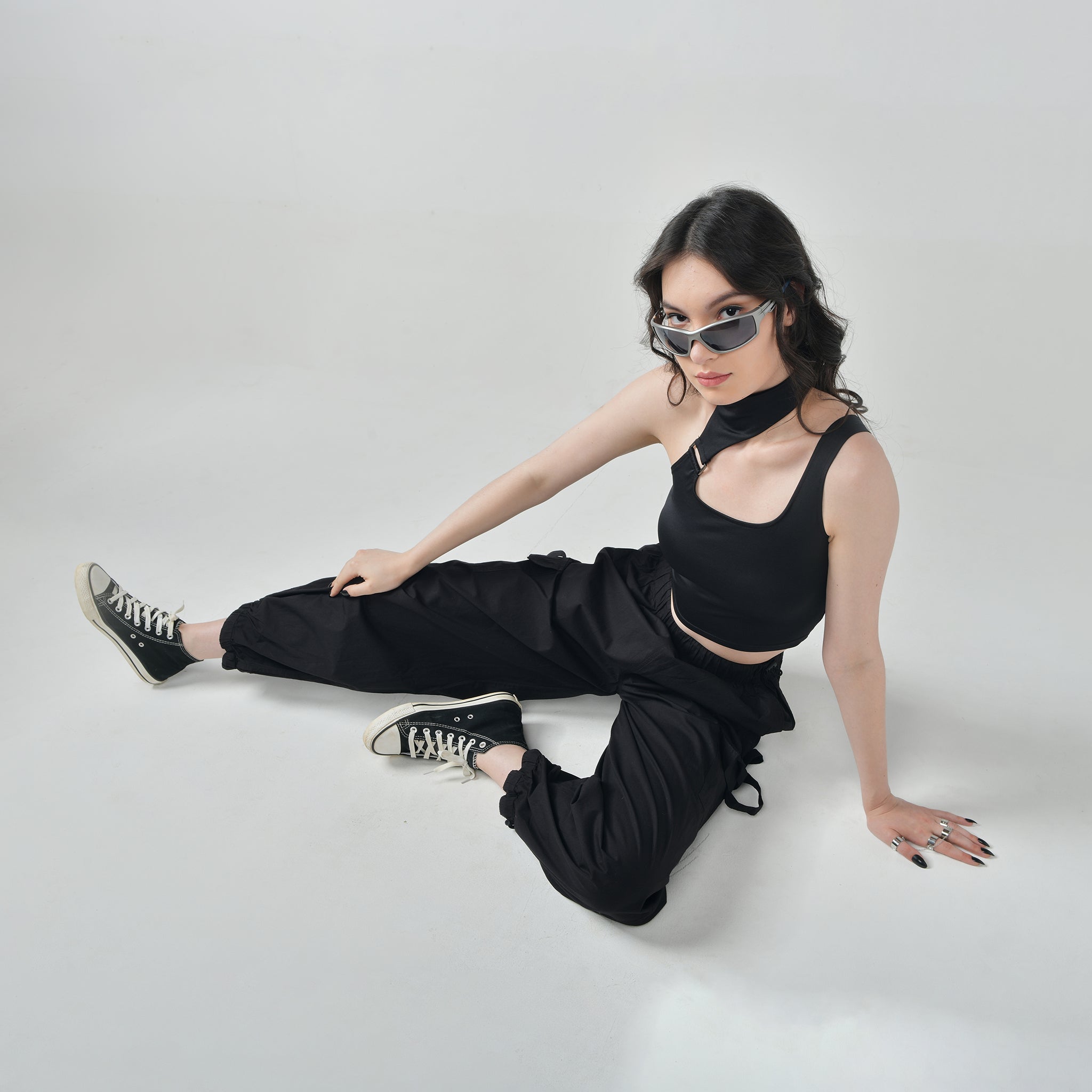 I Z F Black Buckle Top & Cargo Para Pants Black - view 3