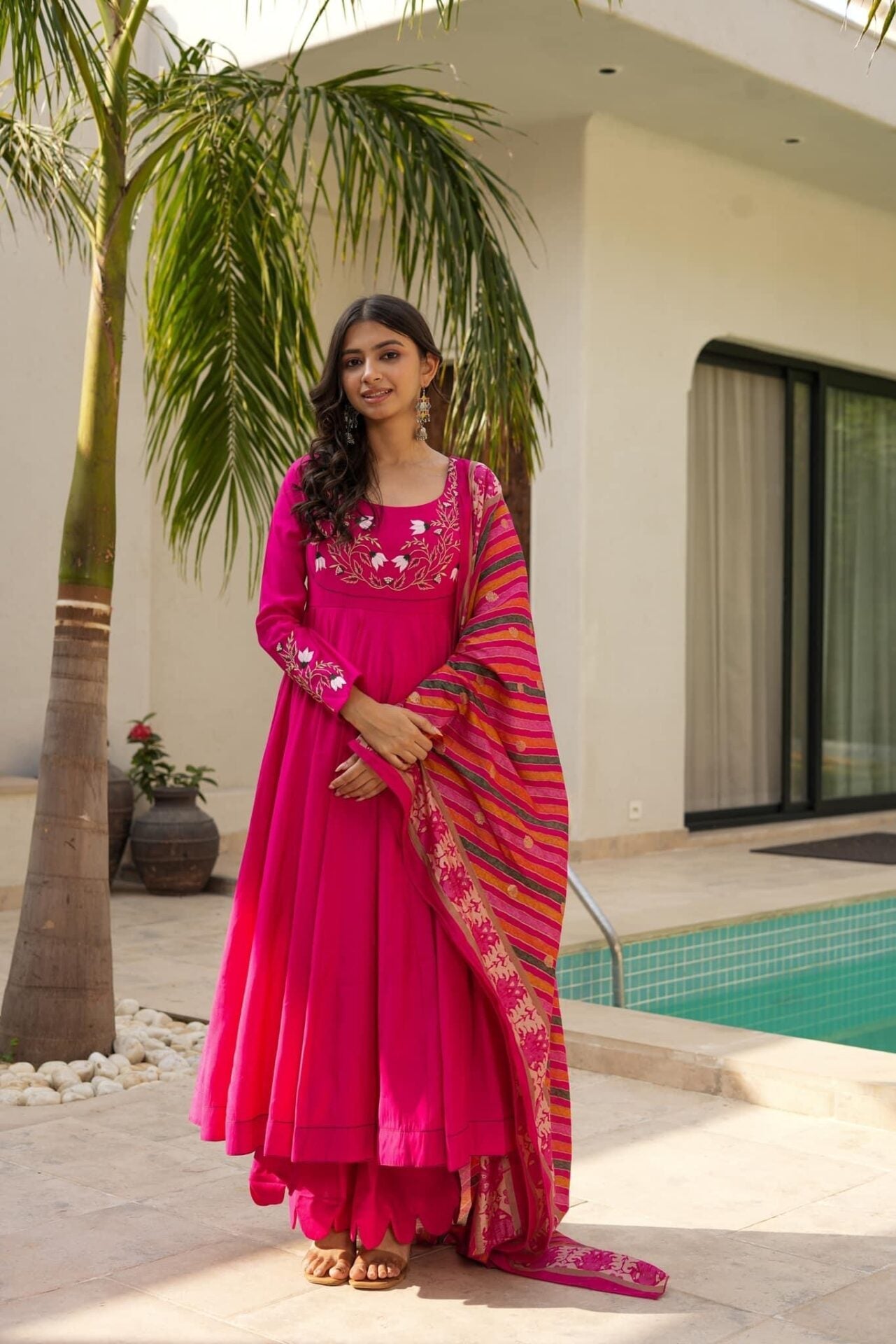Idaho-o radiant pink muslin suit set - view 2