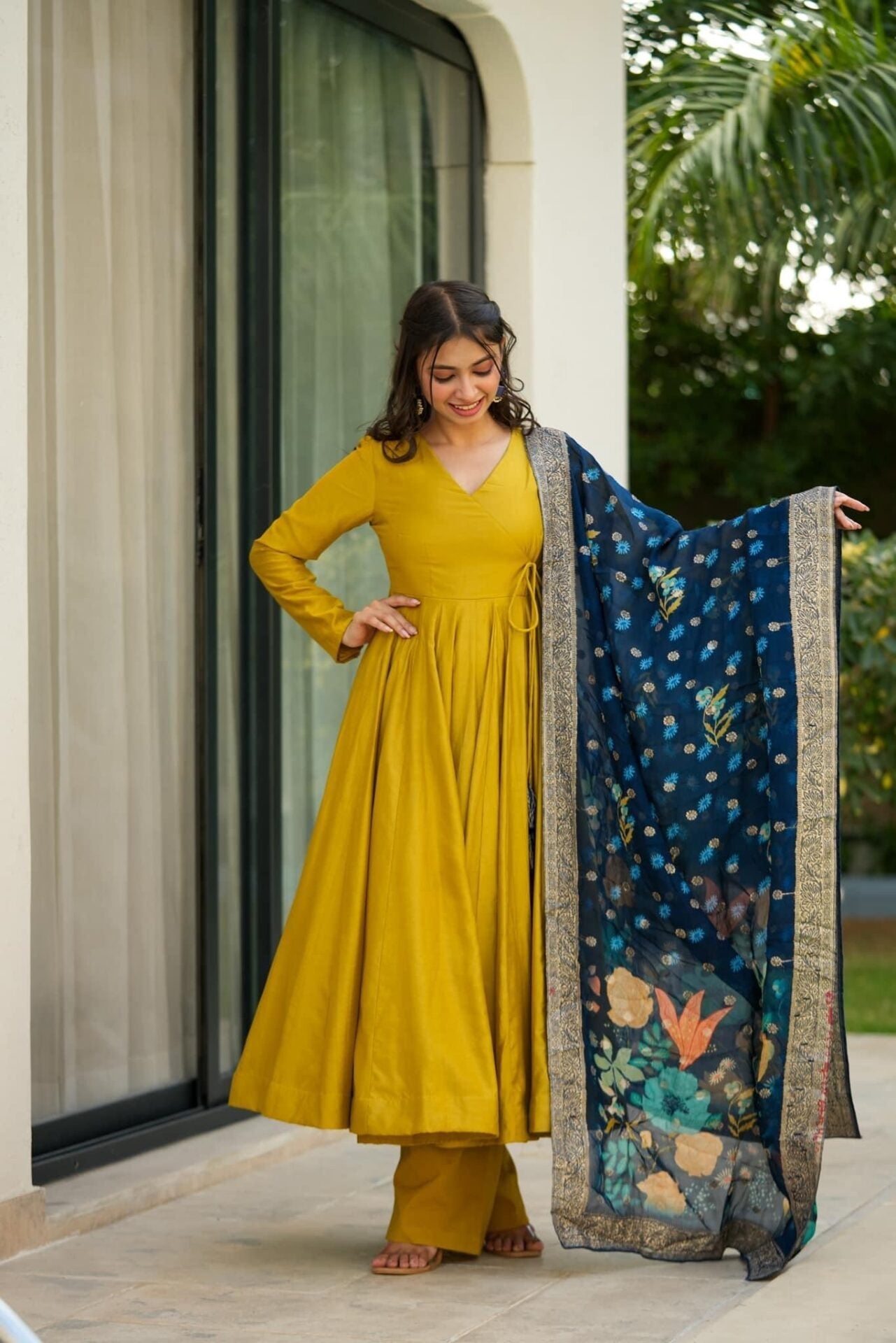 Idaho-o Nature’s Bliss silk suit set - view 3