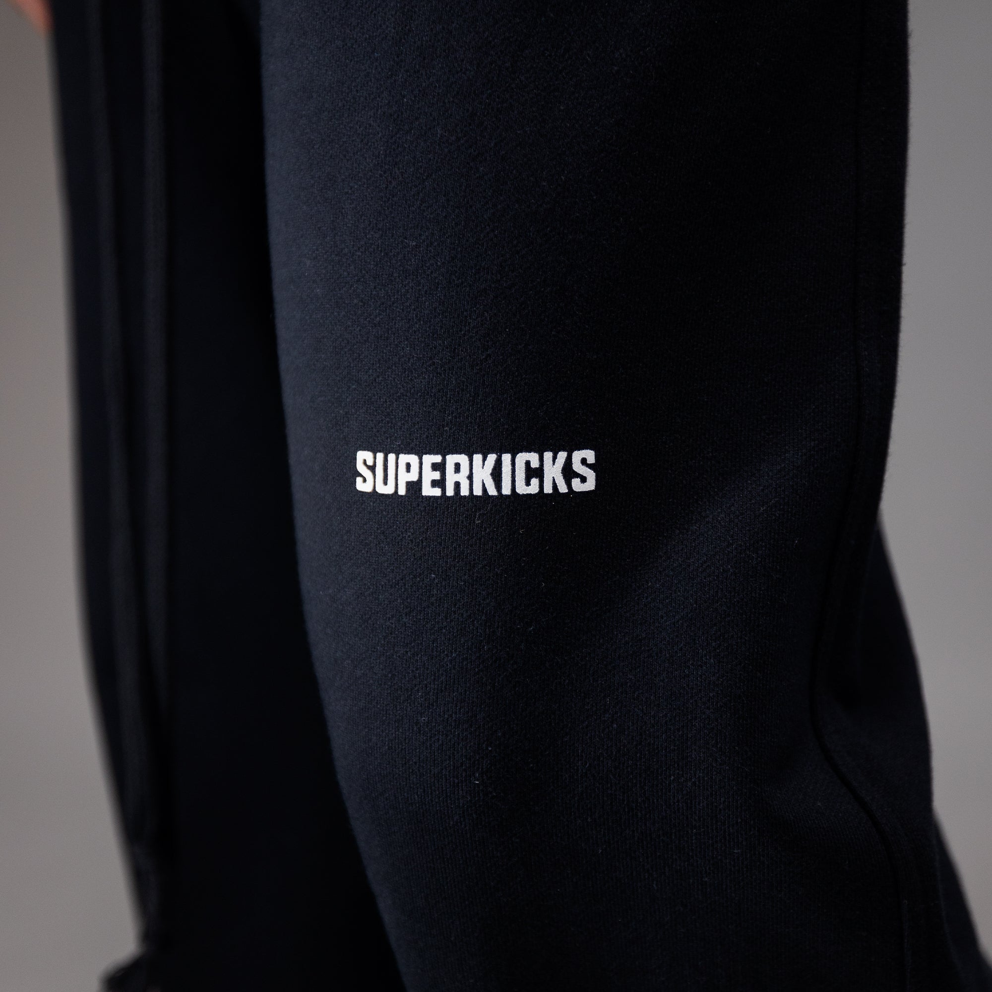 Superkicks | CORE 3.0 UNISEX SWEATPANT “BLACK” - view 4