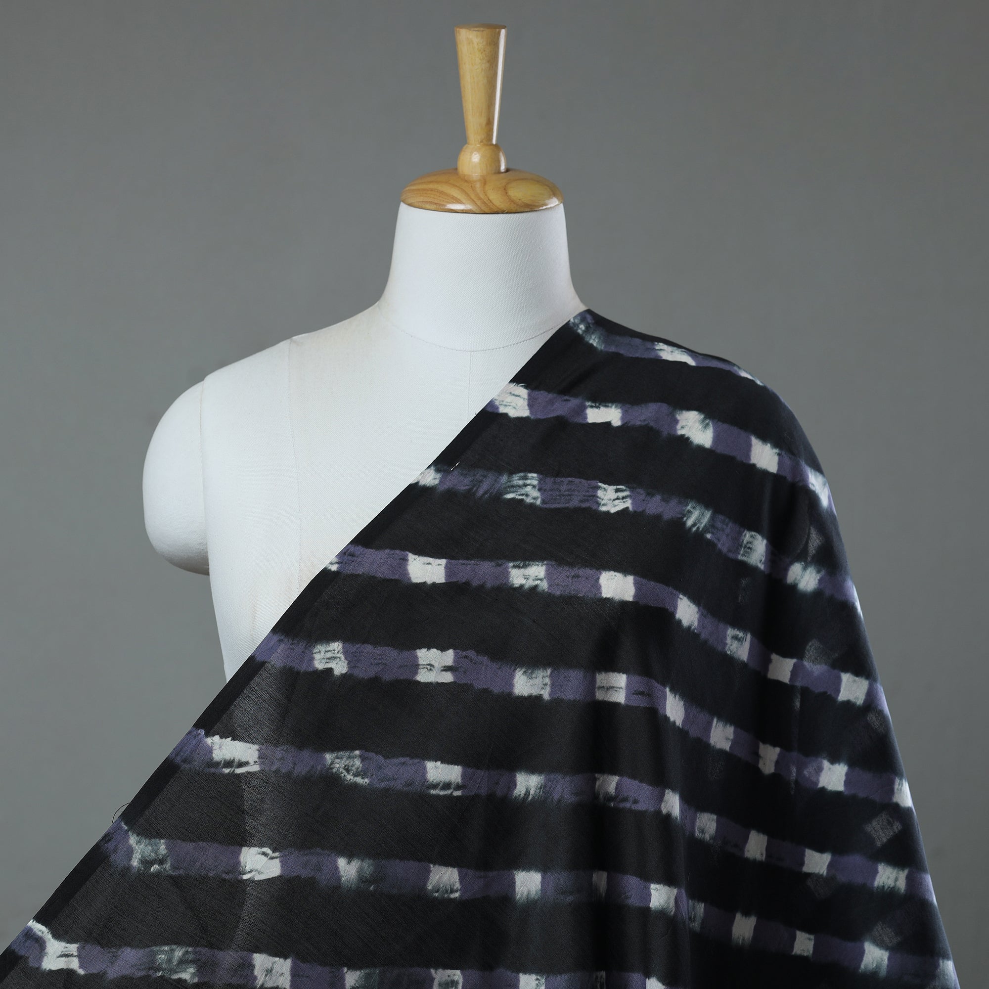 LEHARIYA BY BADSHAH MIYAN Black - Leheriya Tie-Dye Mothra Chanderi Silk Fabric 23