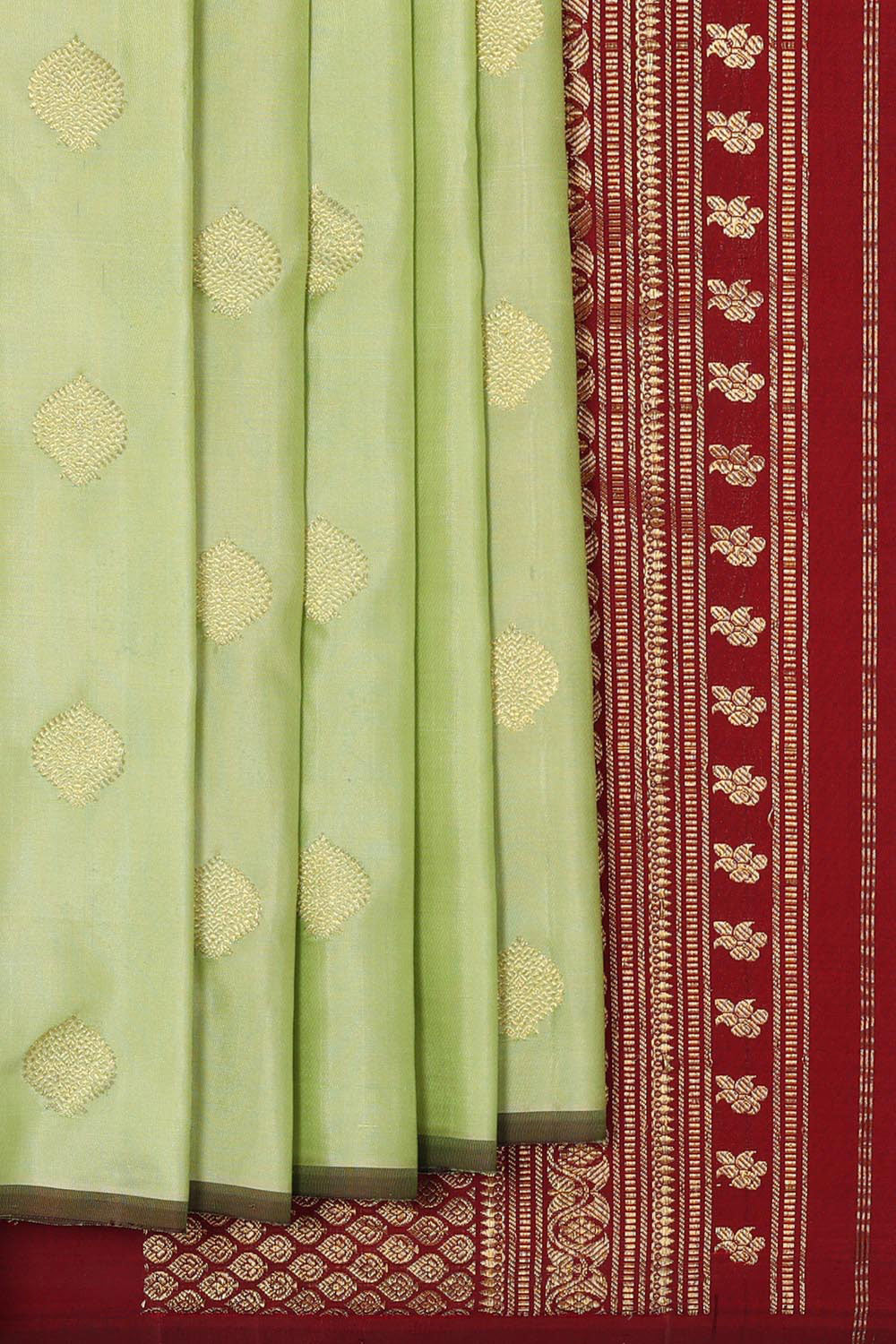 Kalanjali Gadwal Silk Light Pista Green Saree