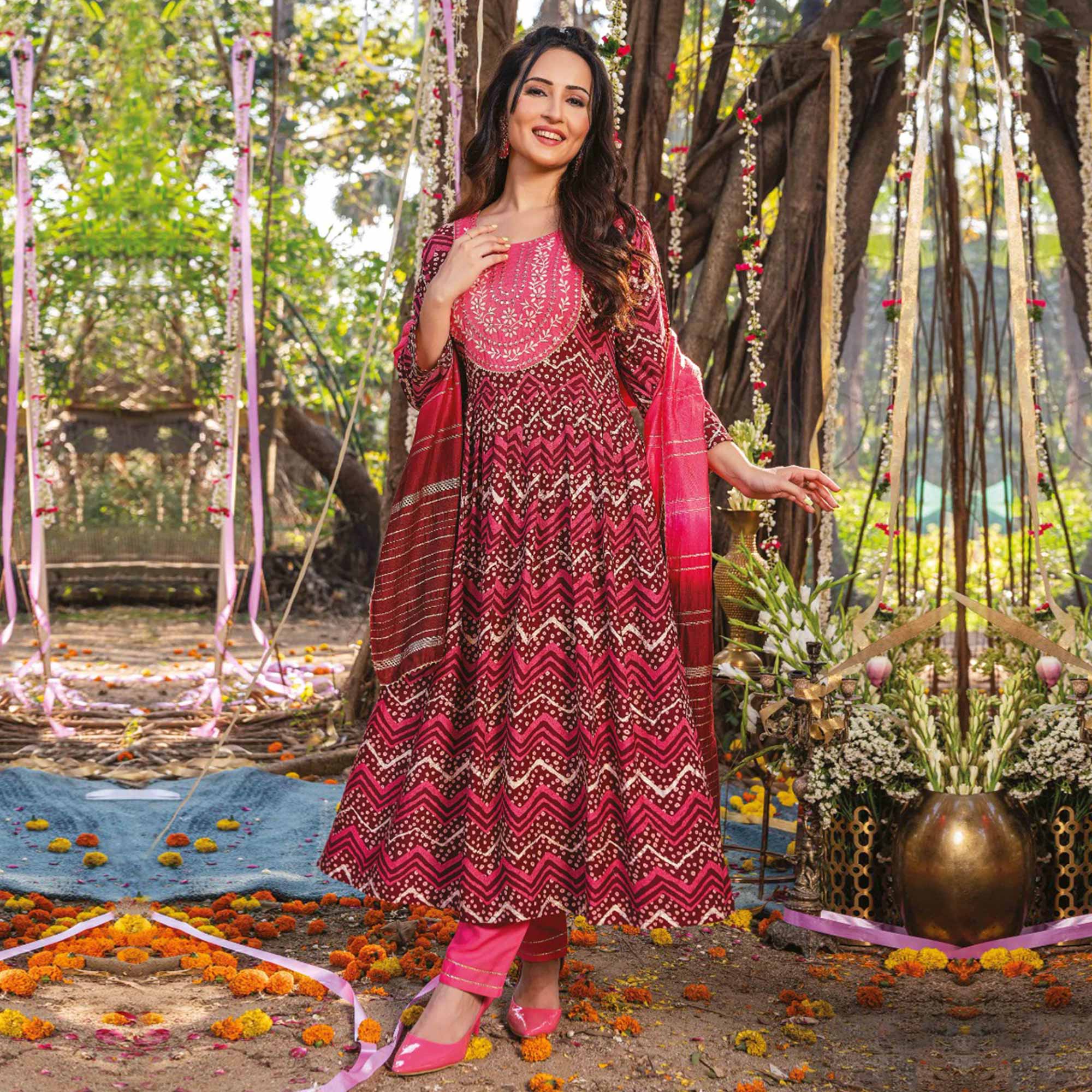 Peachmode Seller Maroon Pink Printed Rayon Naira Cut Suit - view 2