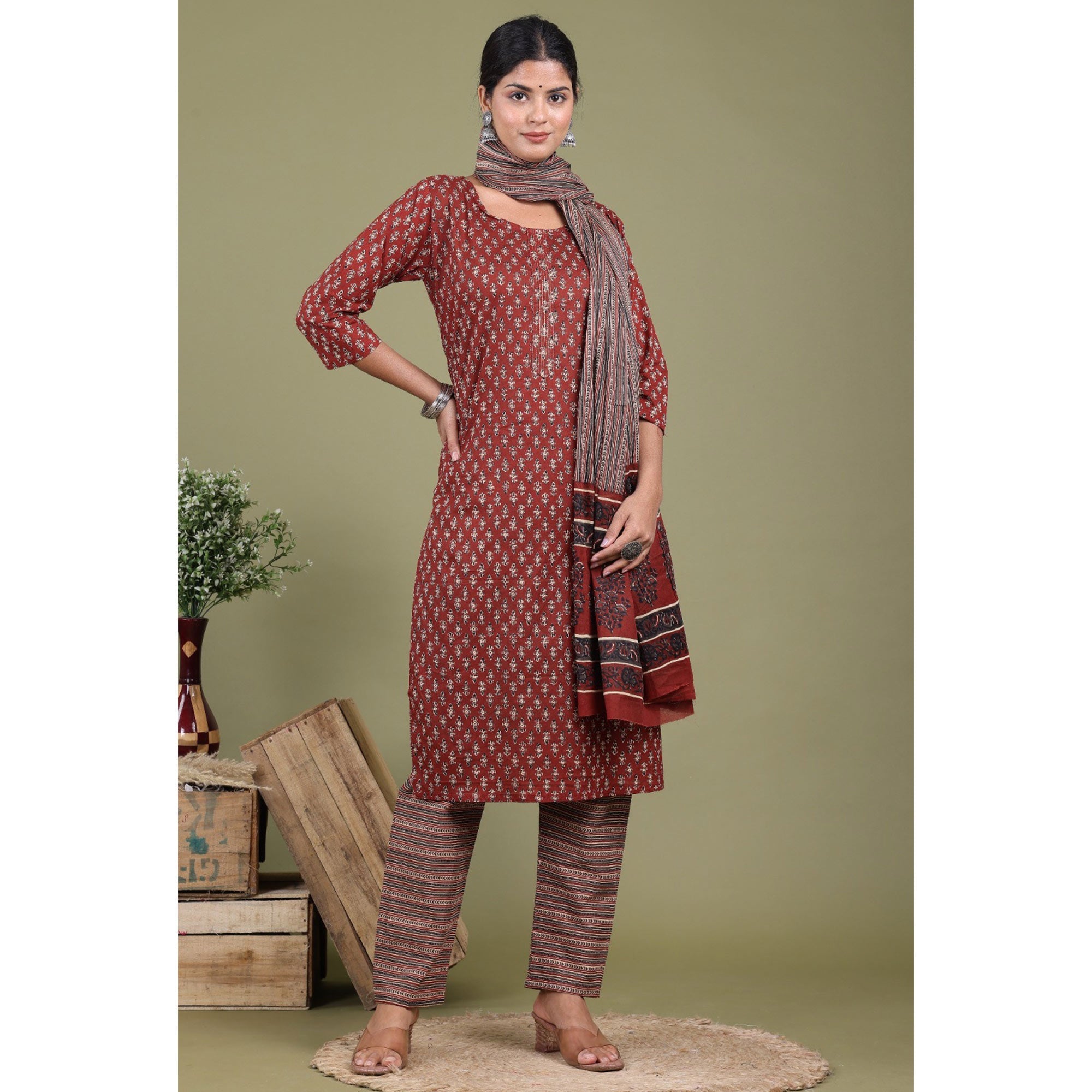 Peachmode Seller Maroon Floral Printed Pure Cotton Suit - view 6