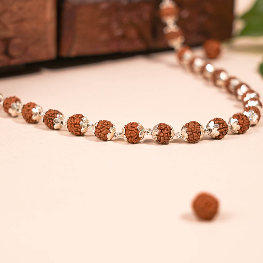Prinjal Jewellers Rudraksha Silver Mala ( 8 – 9 mm Rudraksha Size)