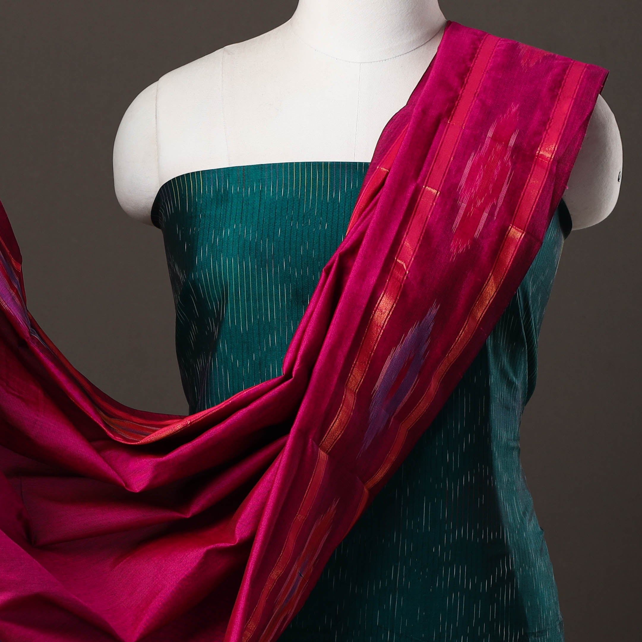 SOUTH KARGHA Green - 3pc Handloom Silk Cotton Pochampally Ikat Dress Material 20 - view 3