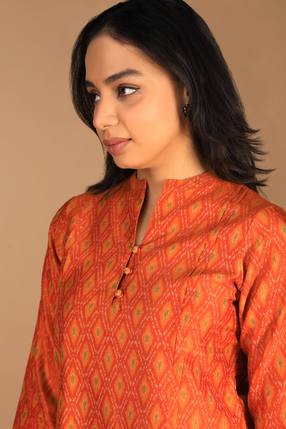 Kalanjali Ethnics Handwoven Pochampally silk Ikat kurta - view 6