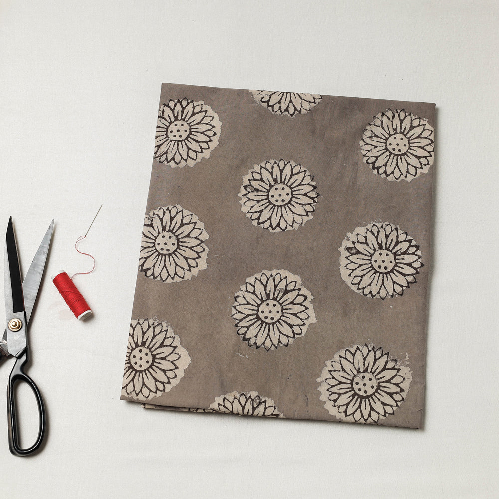 BINDAAS UNLIMITED Brown - Bindaas Block Art Printed Cotton Natural Dyed Precut Fabric (1.5 meter)