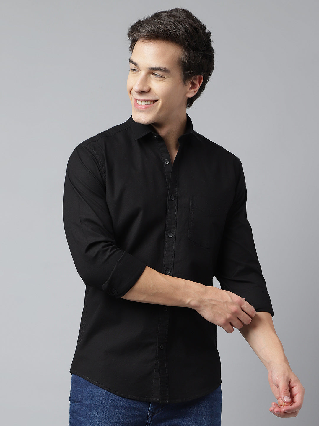 BlackTree Men Black Standard Fit Solid Casual Shirt