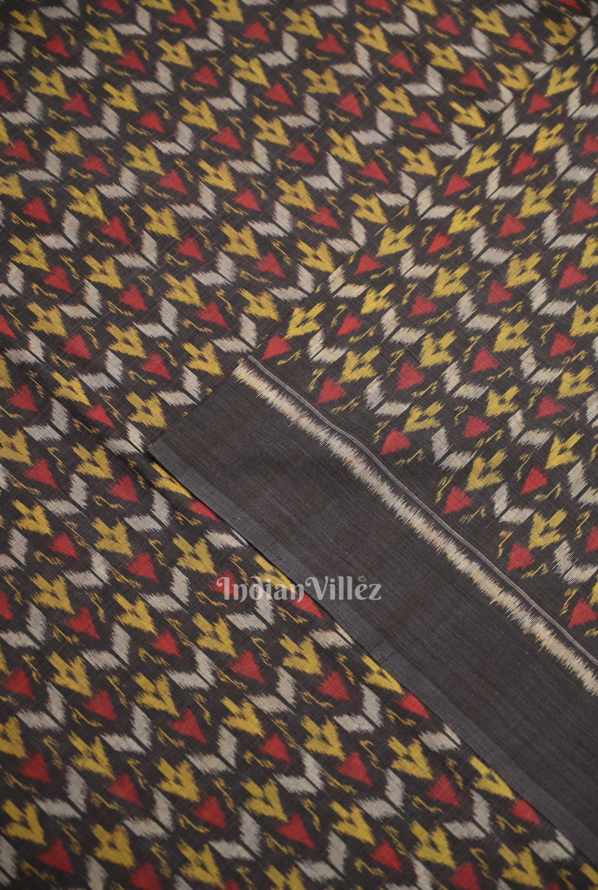 IndianVillèz Multi Color Arrows Motif Sambalpuri Odisha Ikat Cotton Fabric - view 2
