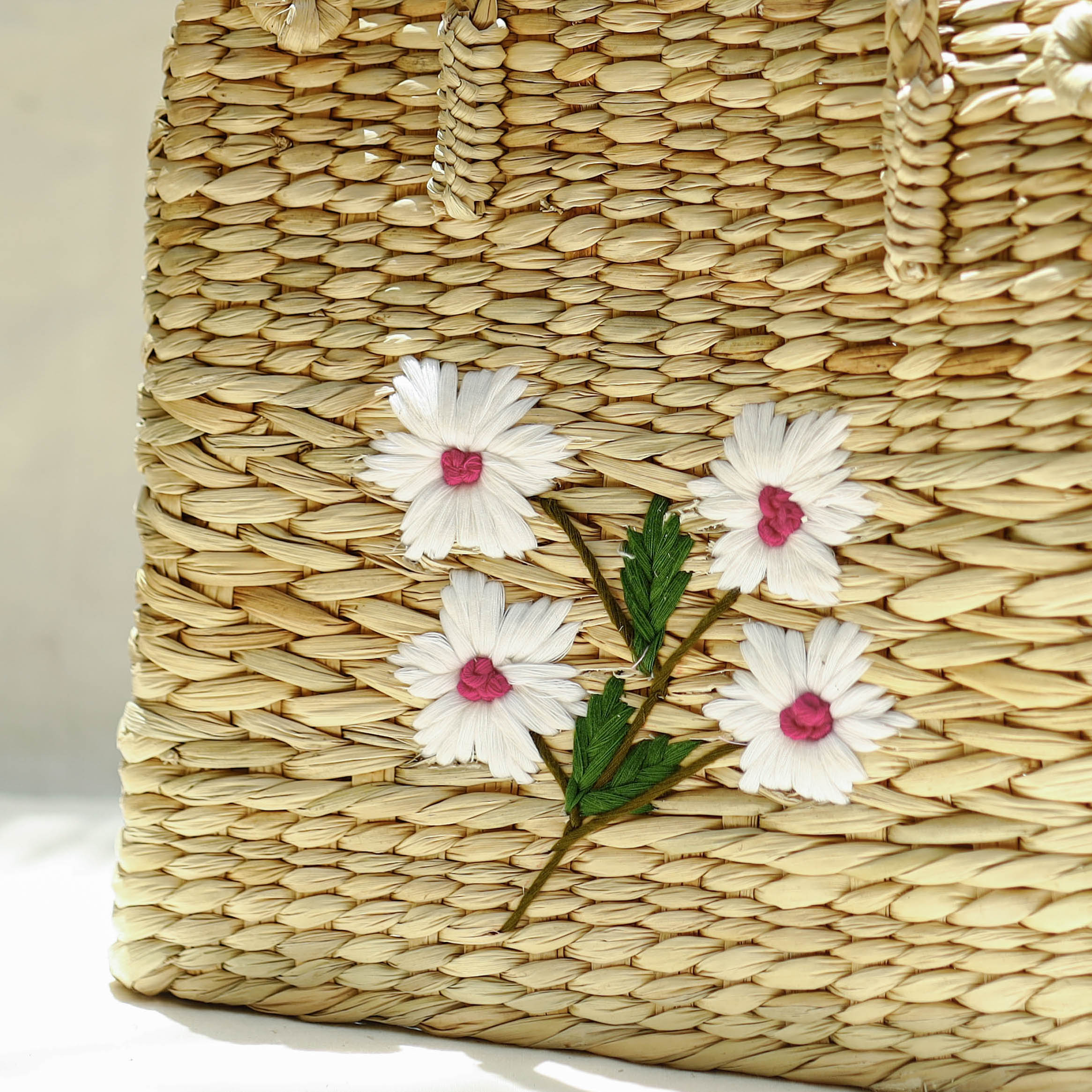 ITOKRI CRAFTS INITIATIVE Beige - Handcrafted Natural Water Reed Embroidered Shopping Bag - view 2