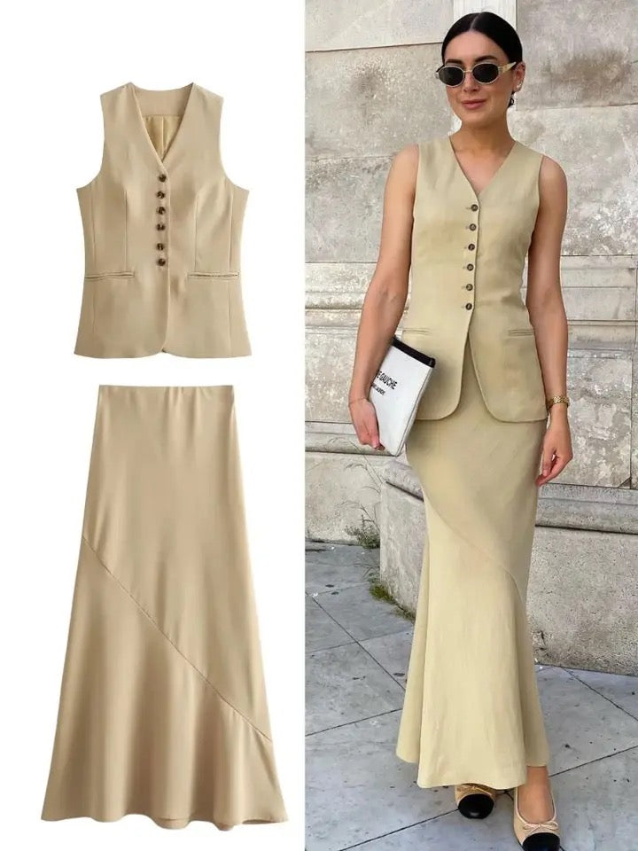 Alamode By Akanksha Cynthia Statement Vest Suit with Skirt