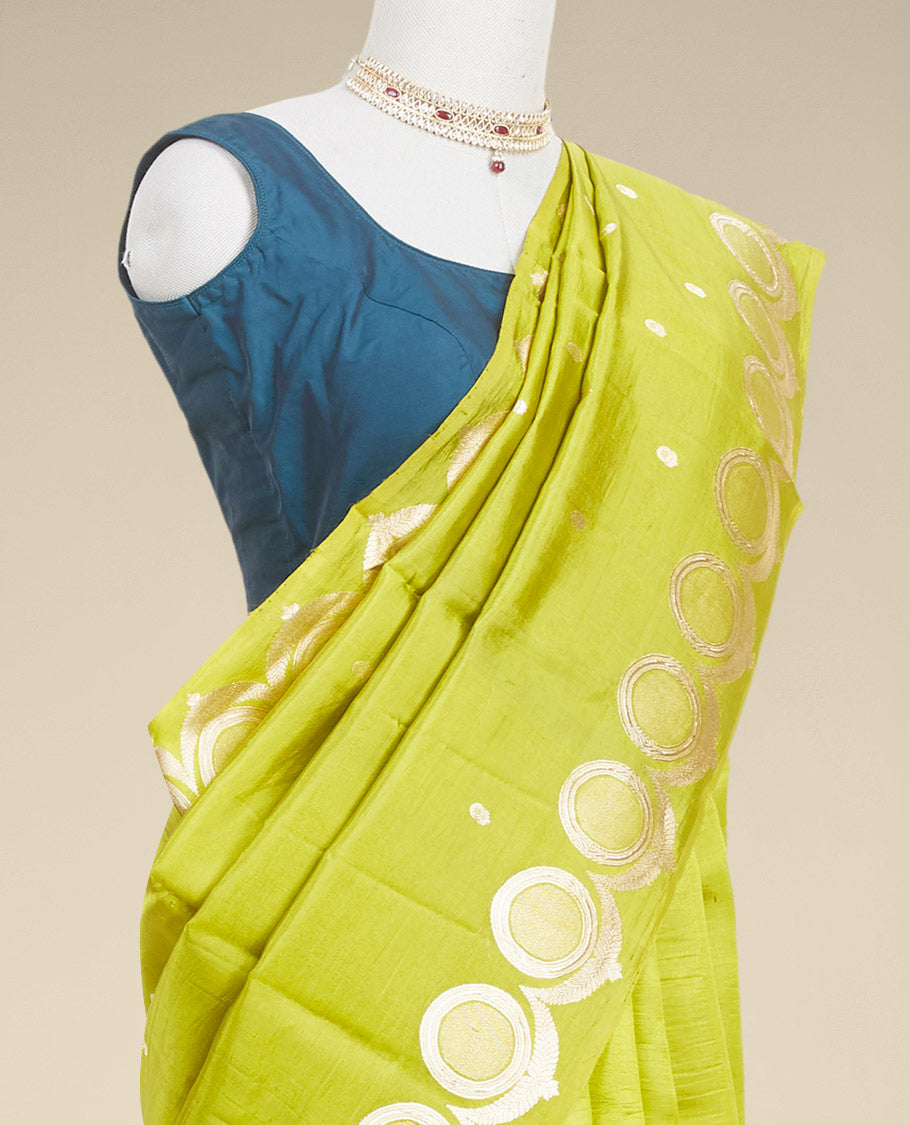 Pothys Green floral buttas banaras silk saree with floral buttas border