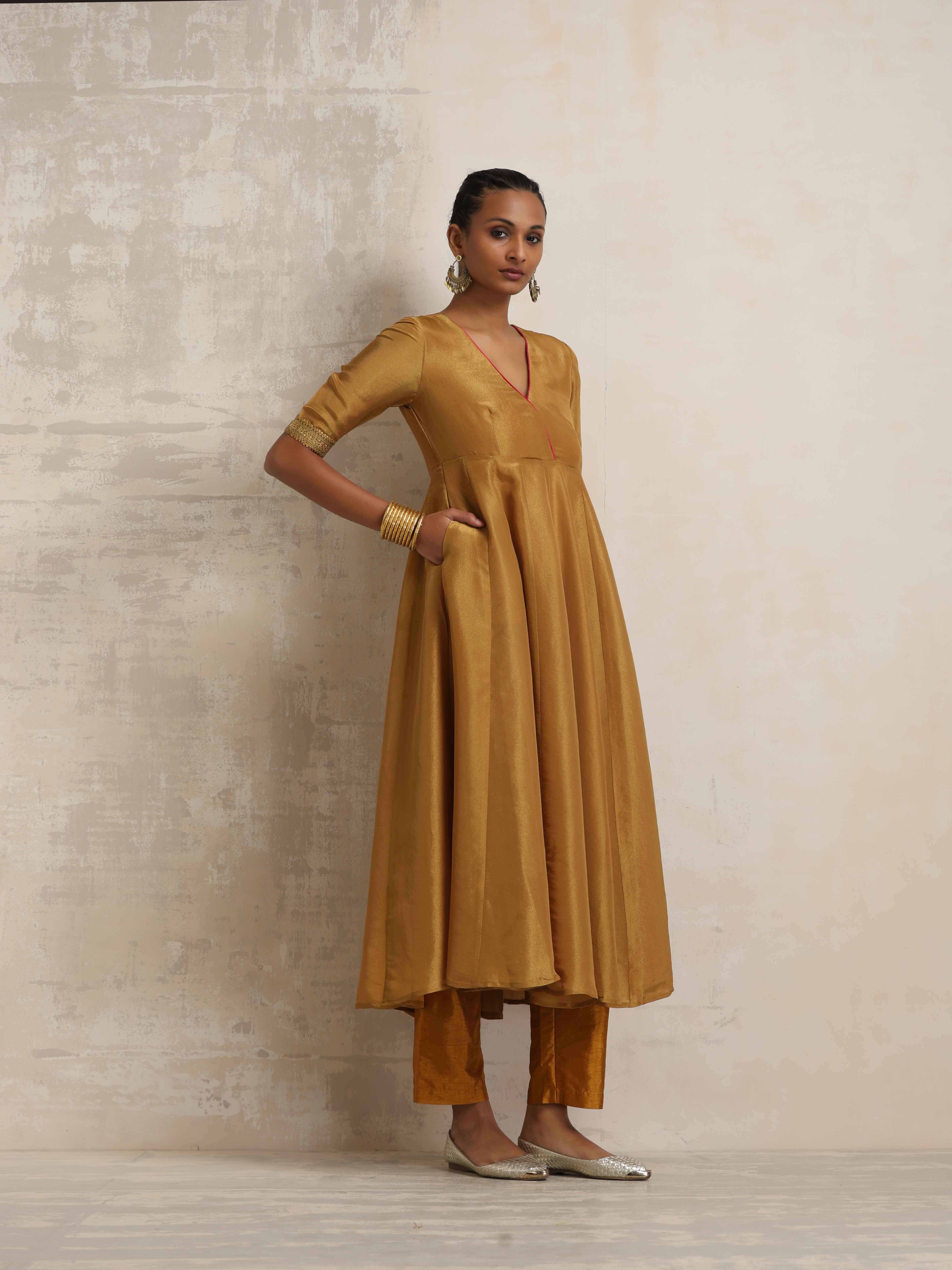 trueBrowns Gold Tissue Flared Anarkali Kurta Set - view 3