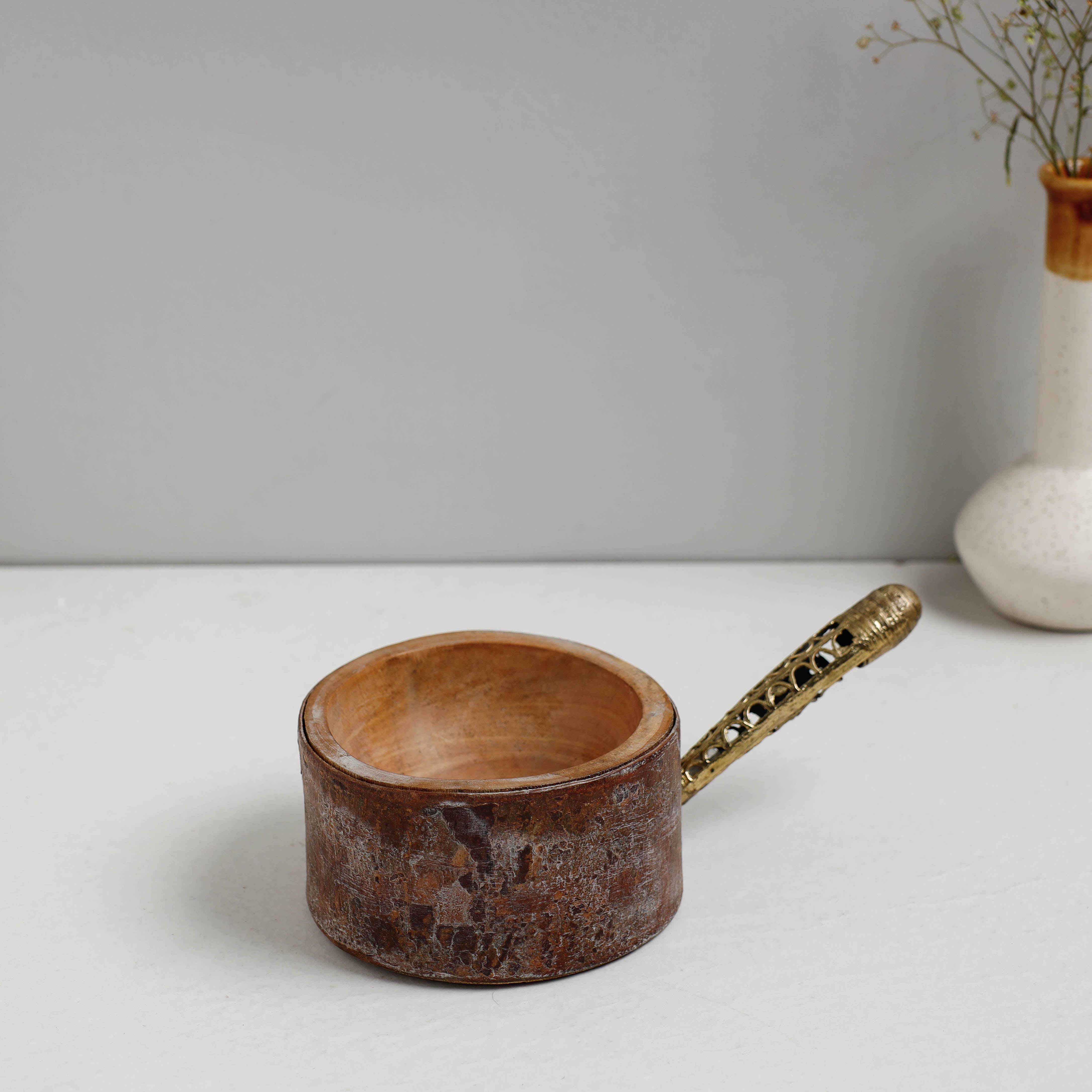 ITOKRI CRAFTS INITIATIVE Brown - Hand Carved Natural Mahogany Wooden Bowl with Dokra Handle (5 x 5 in)
