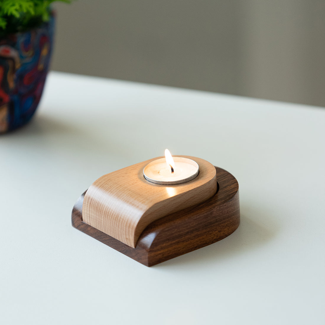EXCLUSIVELANE 'Jugnu U' Wooden Tea Light Holder